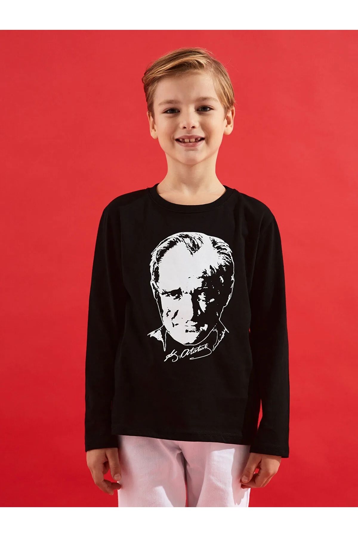 Lizsa Unisex 5-16 Yaş 23 Nisan - 29 Ekim - 19 Mayıs Uzun Kollu Atatürk Baskılı Tshirt