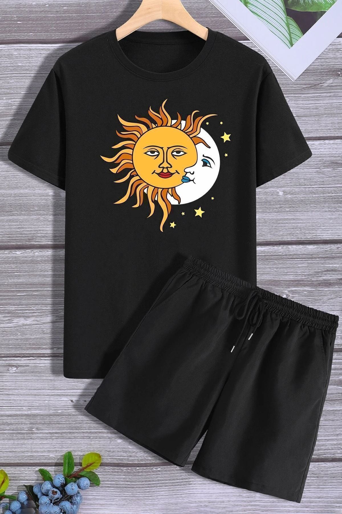 trendypassion Zestaw Dresowy Z Krótkimi Spodenkami I Koszulkami Z Motywem Wszechświata Unisex - 38