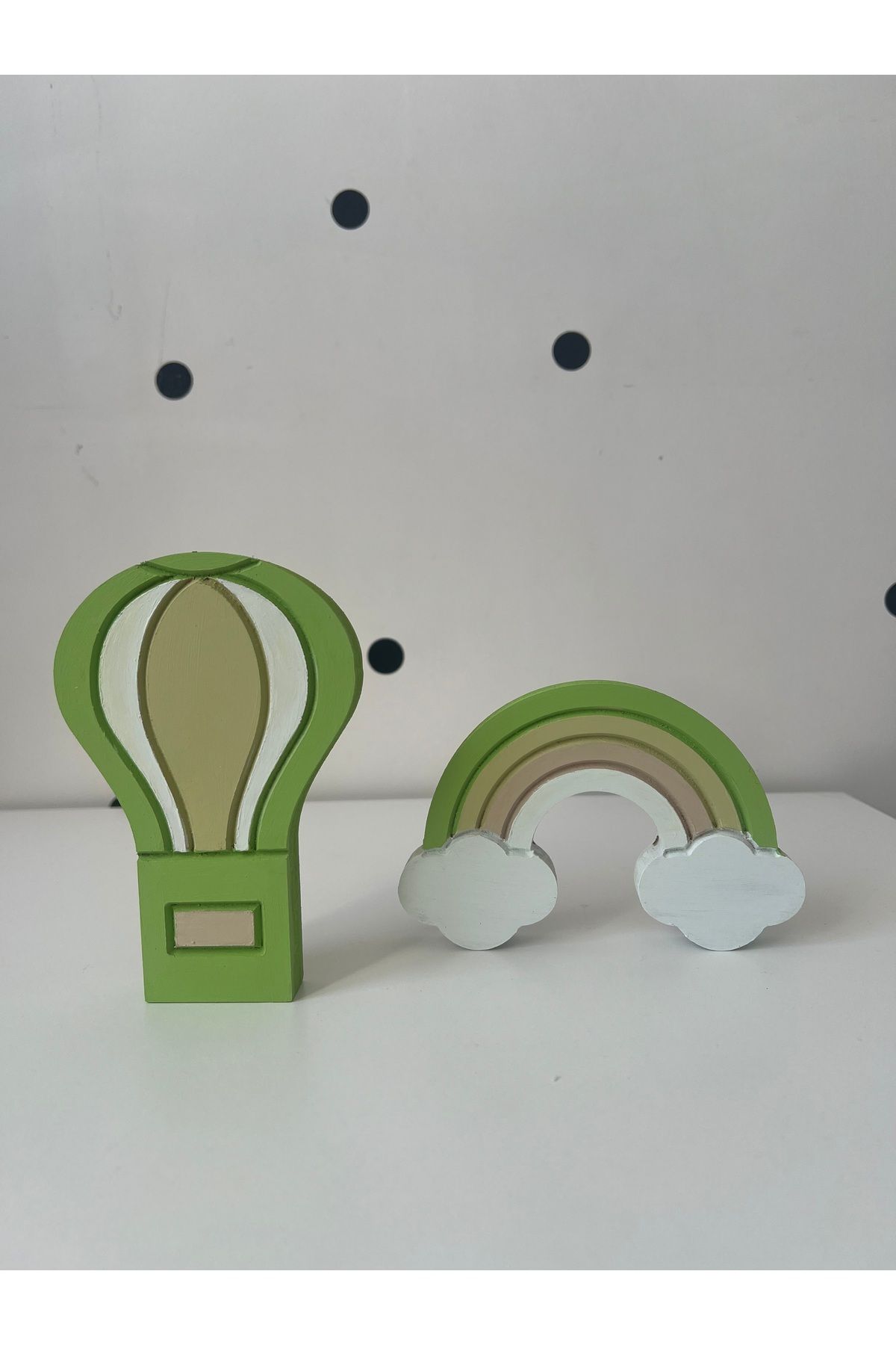 Renkli bebek çocuk odası için dekor ahşap