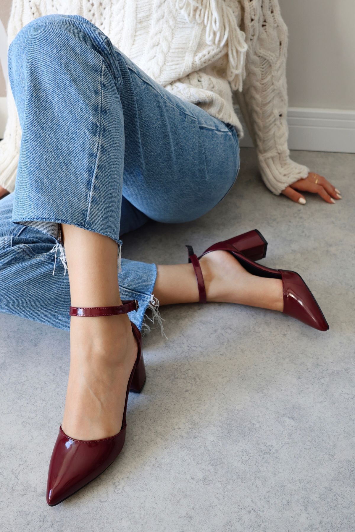 POLKA STORE  Kadın Ruth Kısa Kalın Topuklu Günlük Rahat Bordo Rugan Cherry Red Ayakkabı - Görsel 4