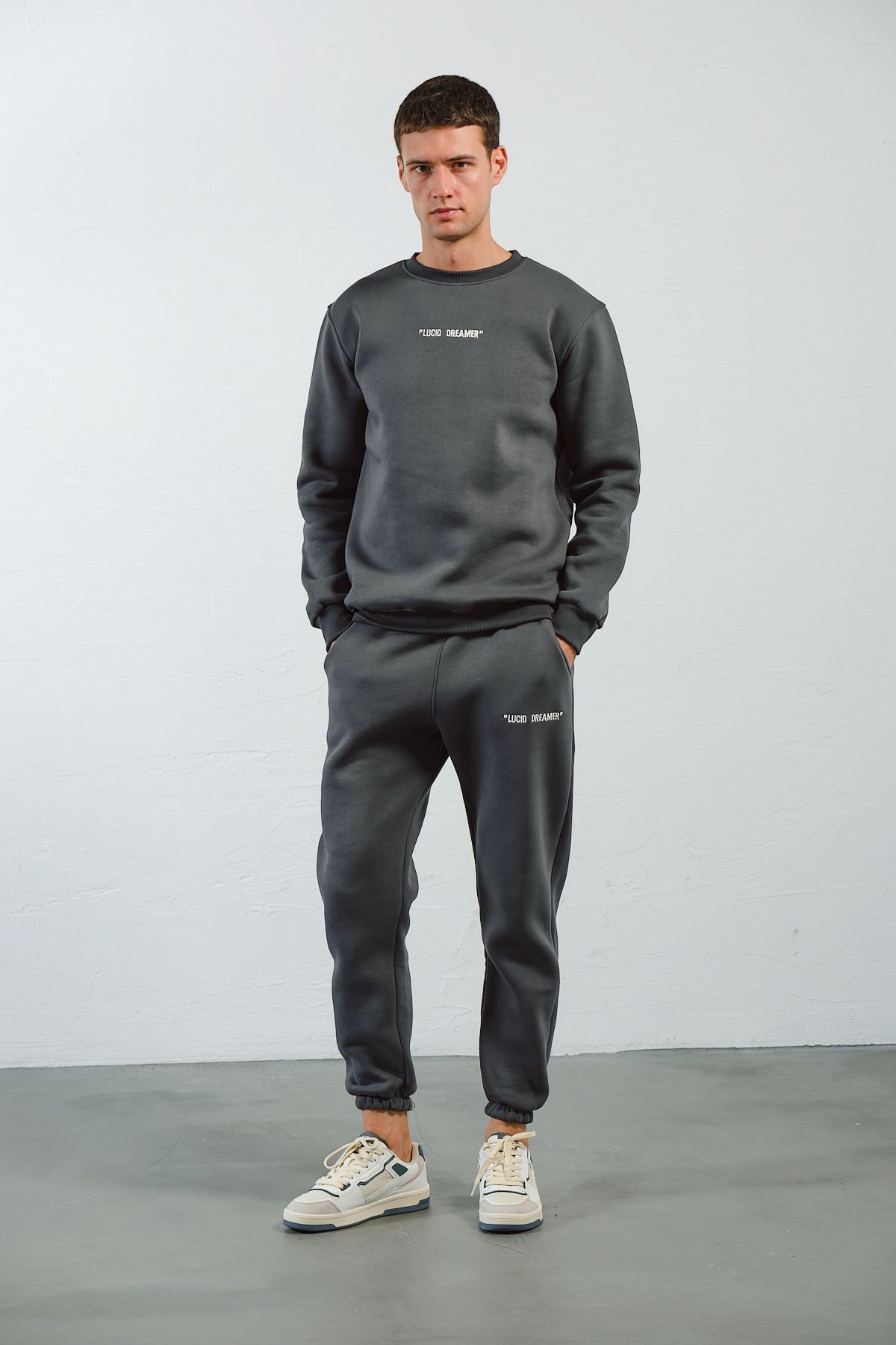 aziso-Men's Lucid Dreamer - Embroidered and Soft Inner Tracksuit Set 4