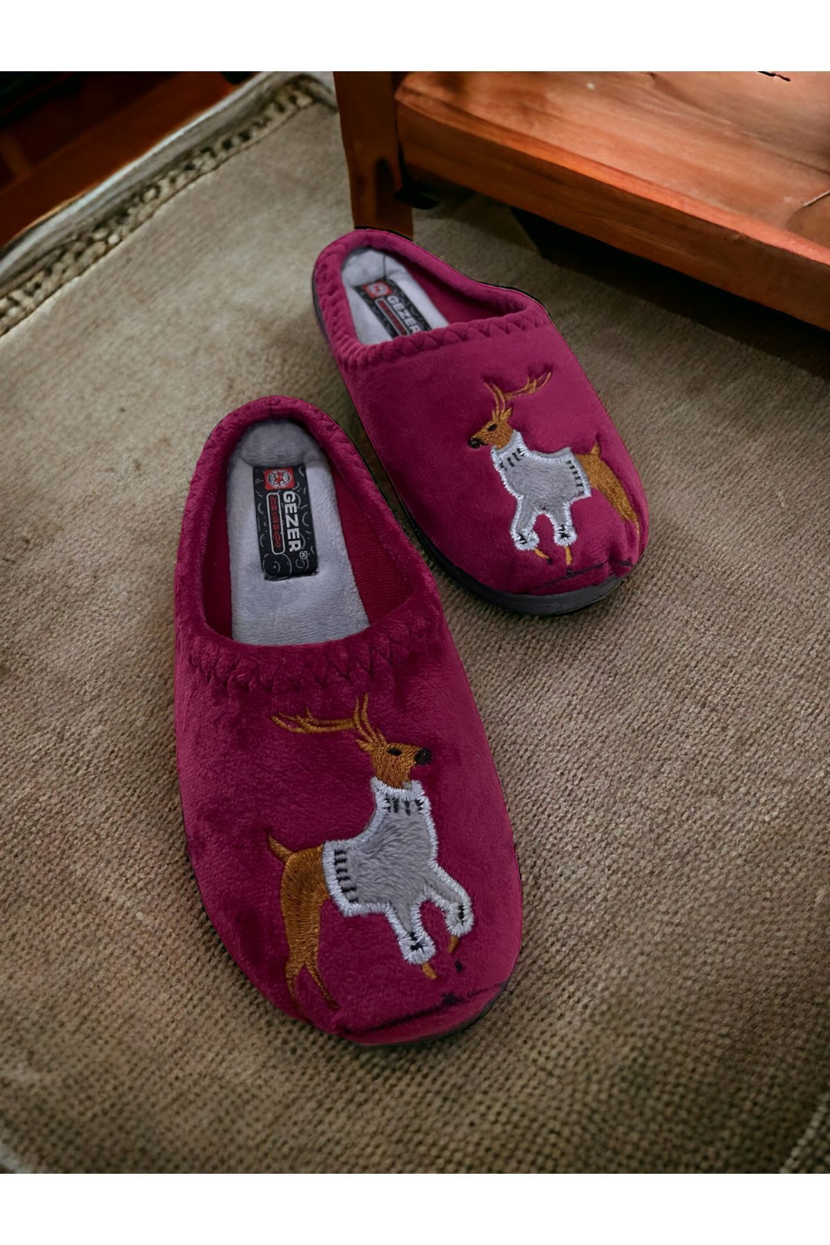 GEZER-Deer Patterned Embroidered Towel - Personality Home Slippers 4