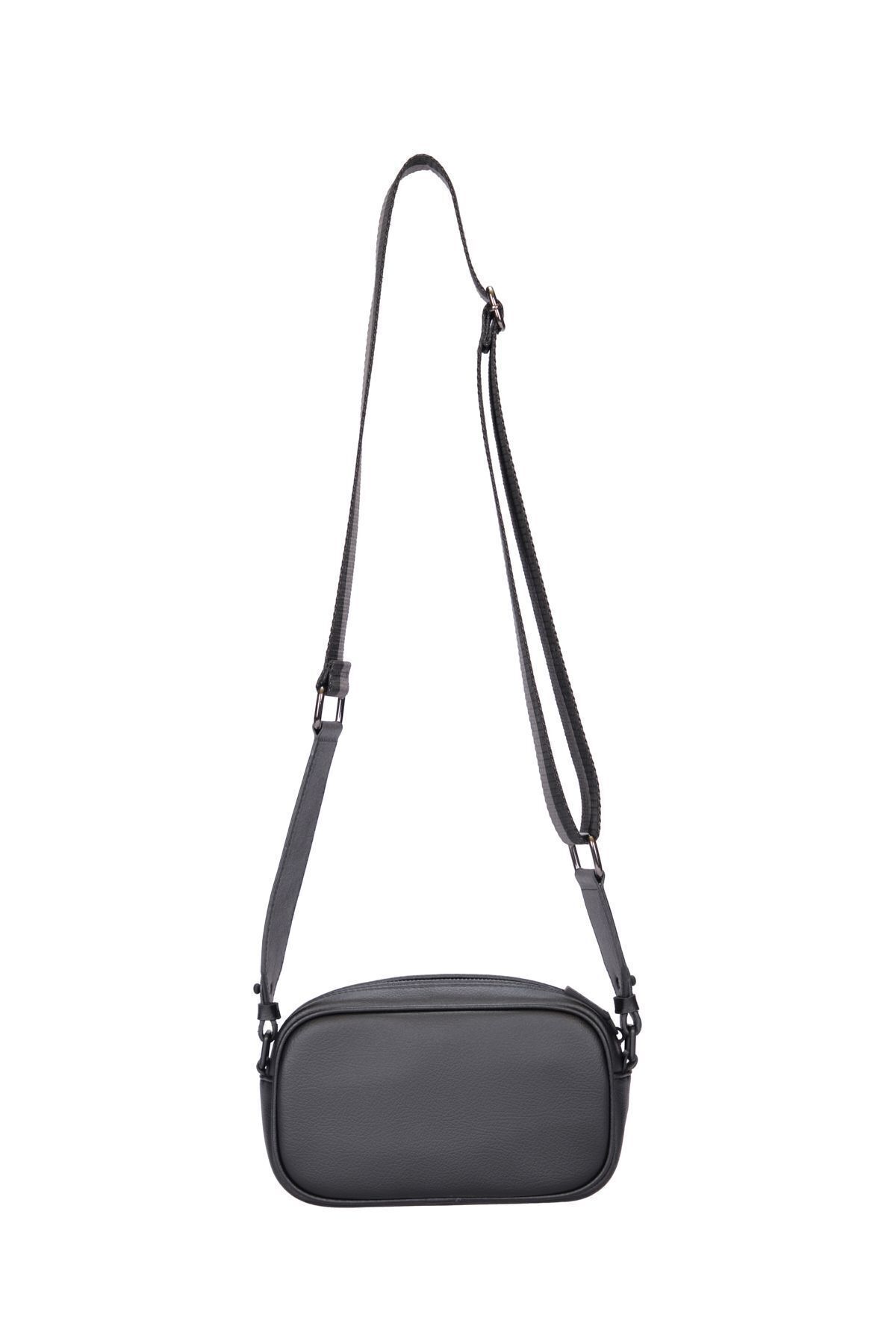 Forever 21 messenger bag hotsell