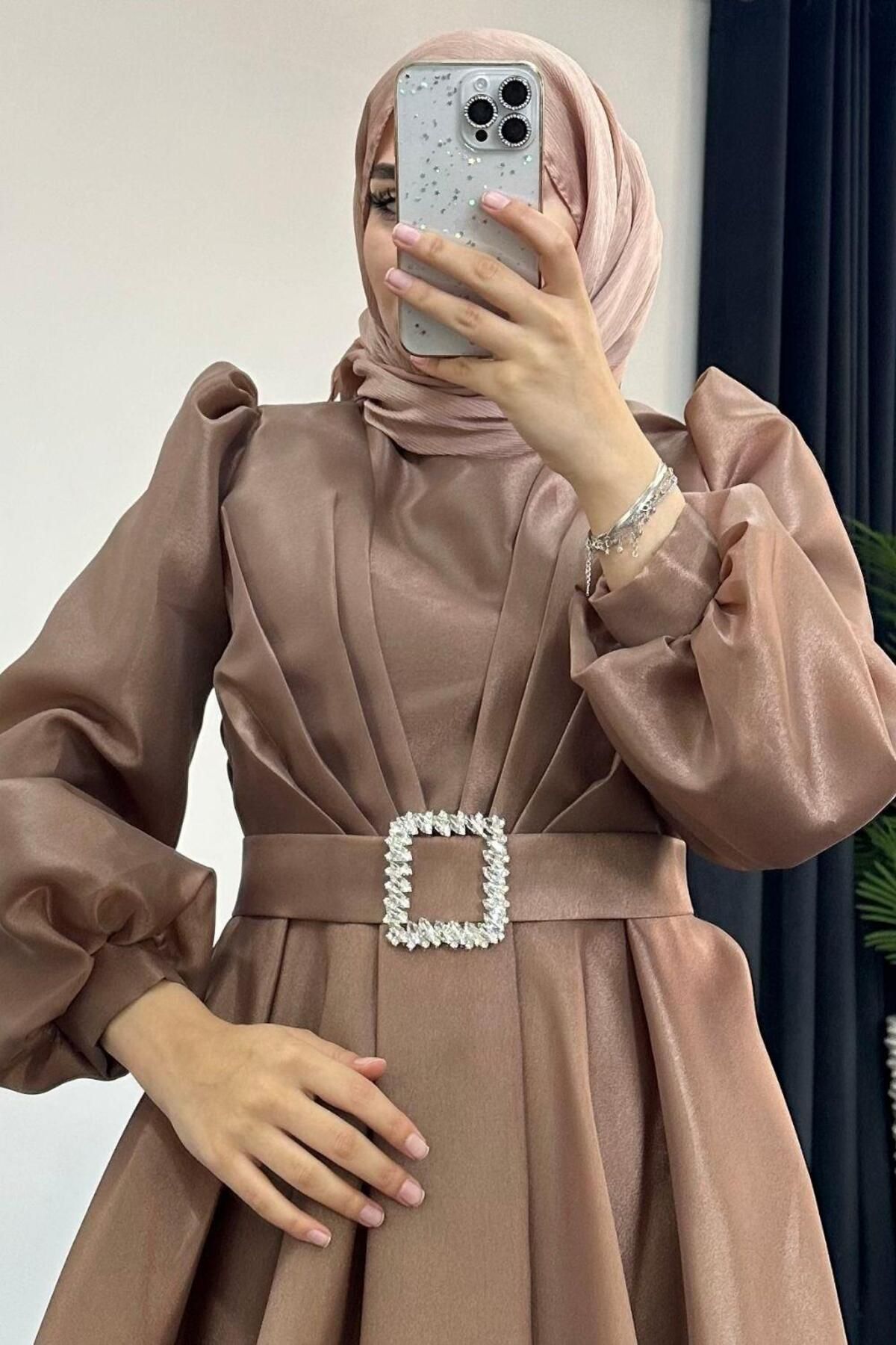 لباس شب پوشیده چند رنگ زنانه پرنسس شتر اورجینال Şule Giyim