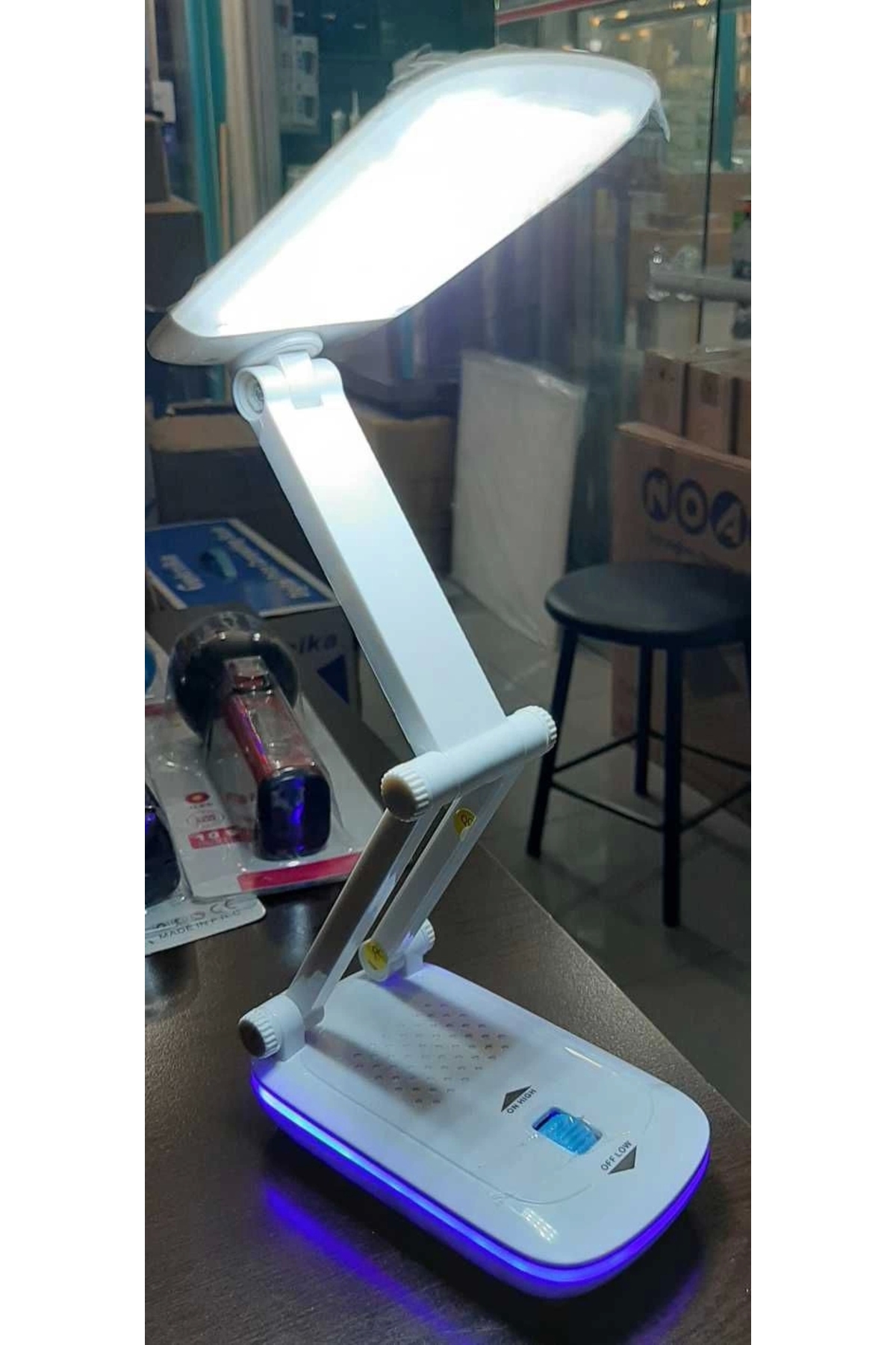Epilons Silver Toss St-7701 Şarj Edilebilir Aydınlatmalı Masa ve