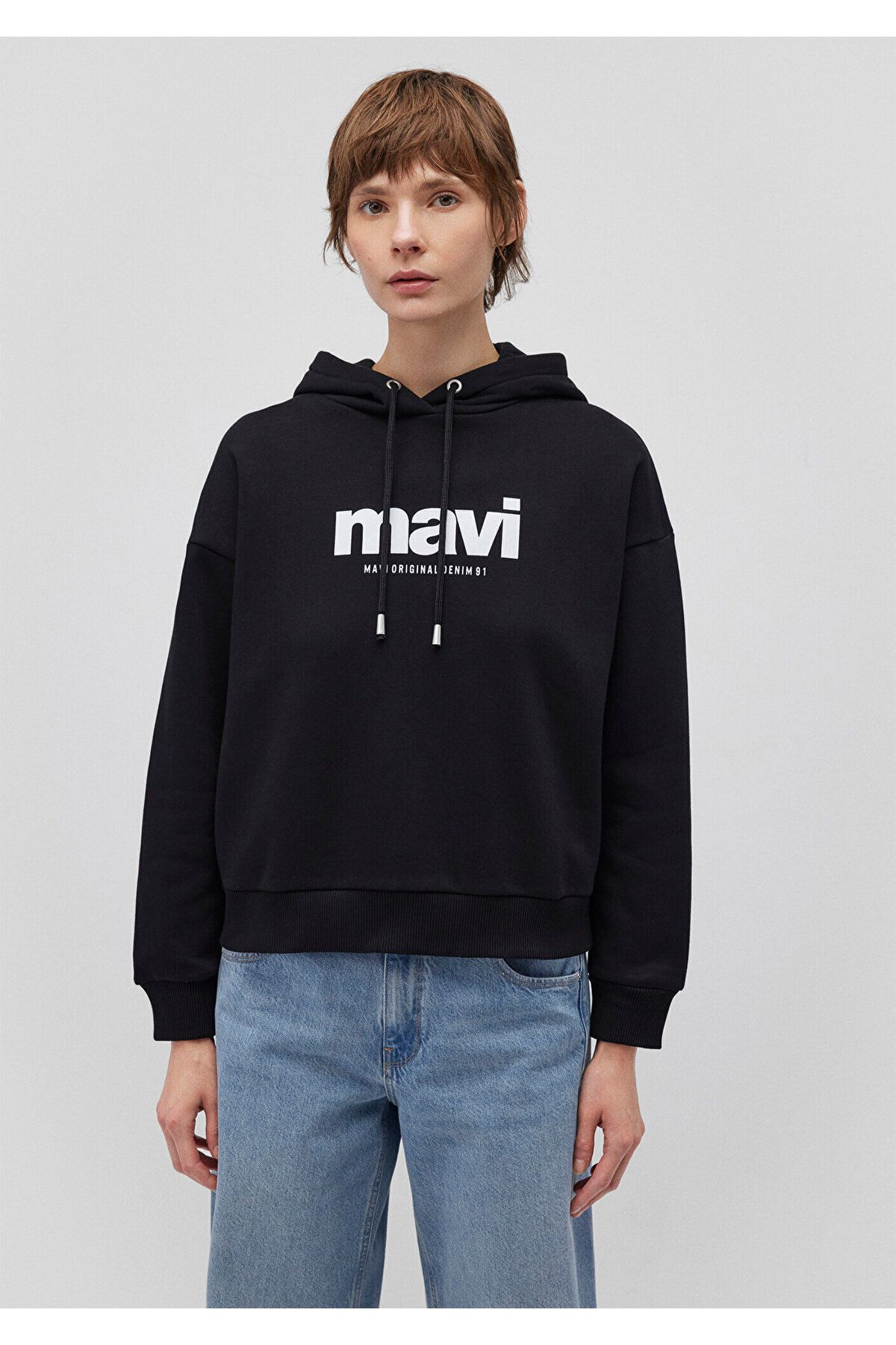 Mavi-Schwarzes Kapuzen-Sweatshirt mit Logo-Print 168334-900 3