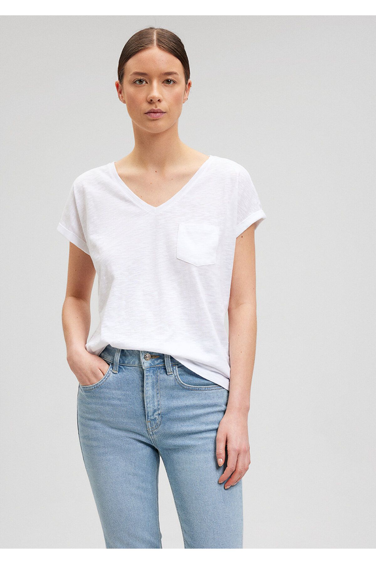 Mavi-White V-Neck Loose Fit T-Shirt -1600961-620 1