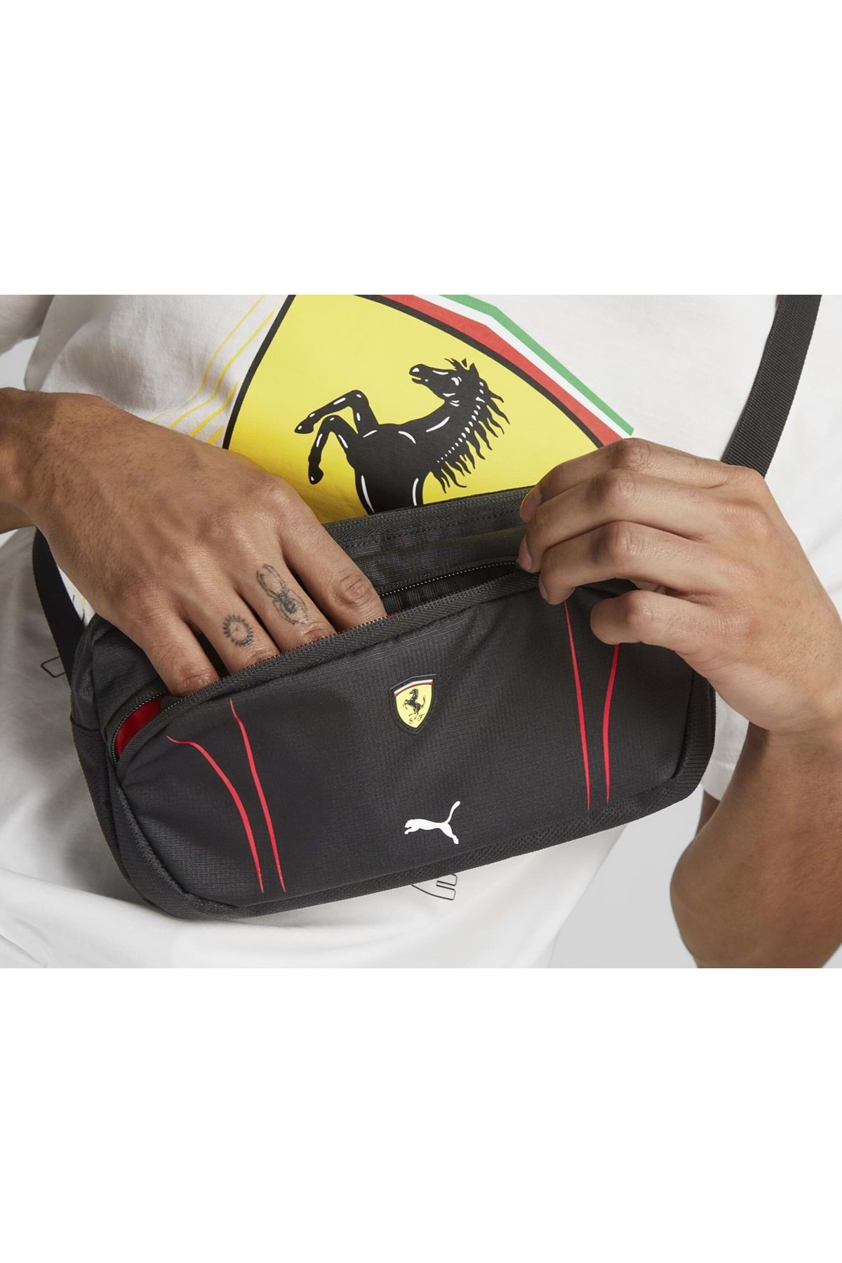 Puma 079825-02 Ferrari SPTWR Race Waist Bag Bel Çantası SİYAH görsel 6