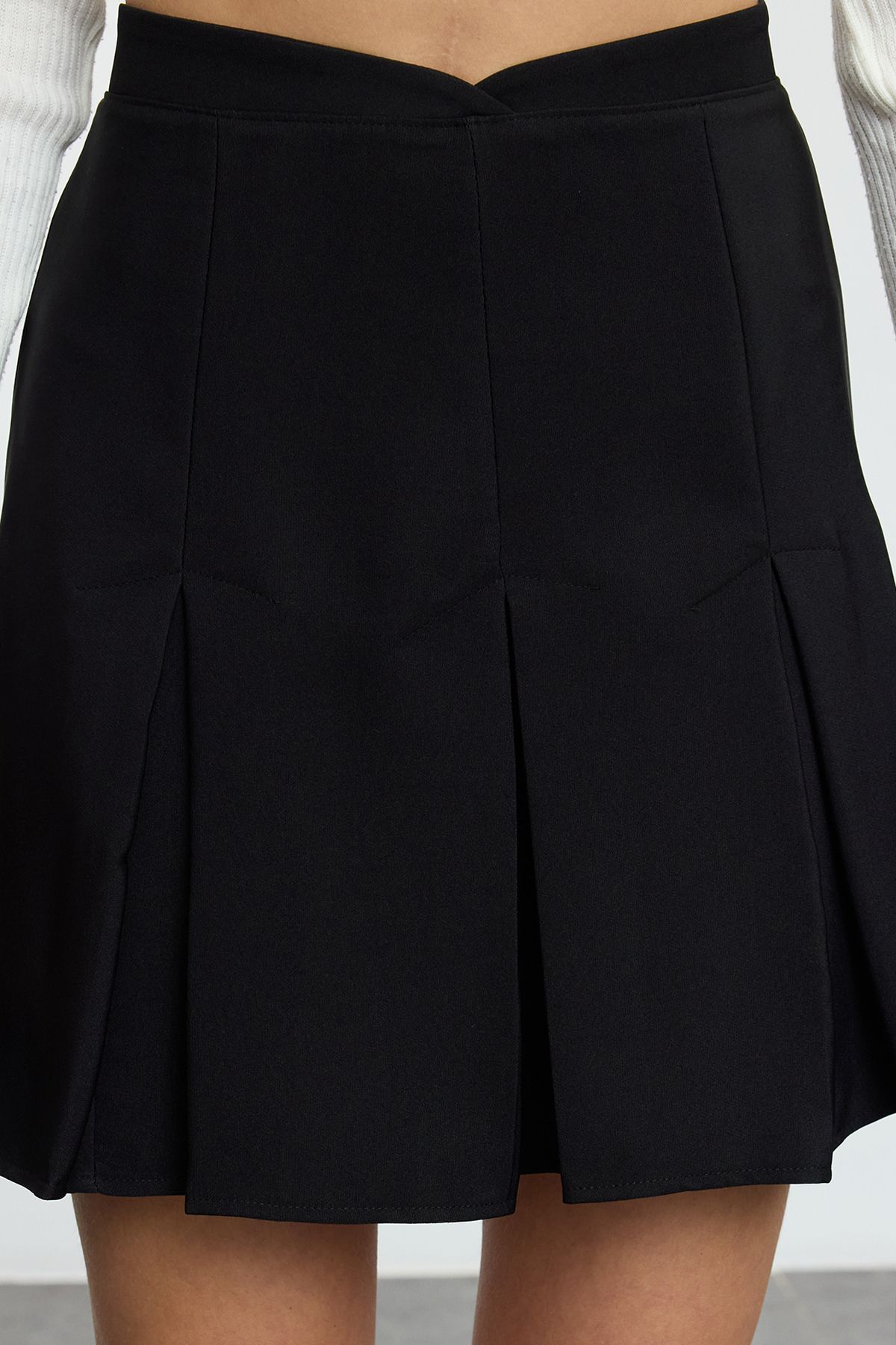 Trendyol Collection-Černá tkaná skládaná sukně - Twoaw25Et00069 6