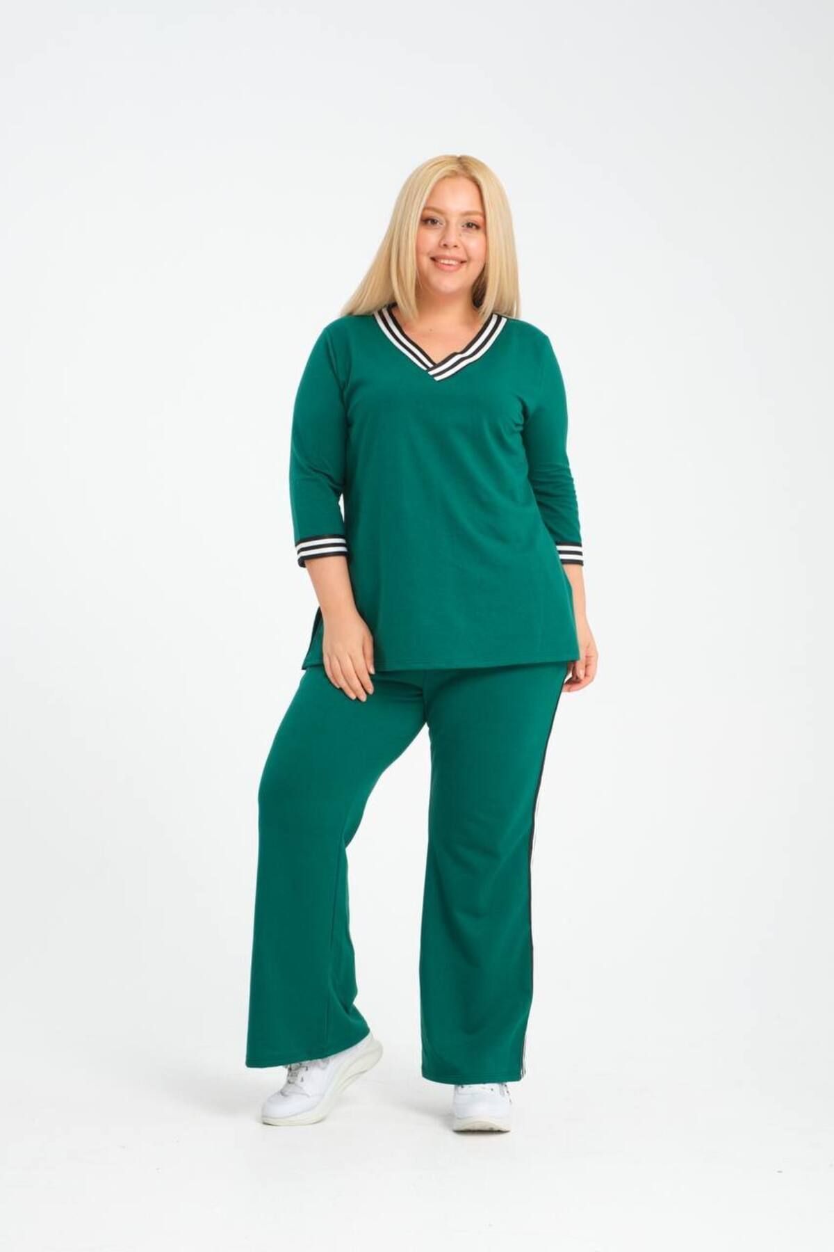 garajmood Zümrüt Yeşil Şerit Detaylı Uzun Kol Rahat Spor Büyük Beden Kadın Eşofman Takımı