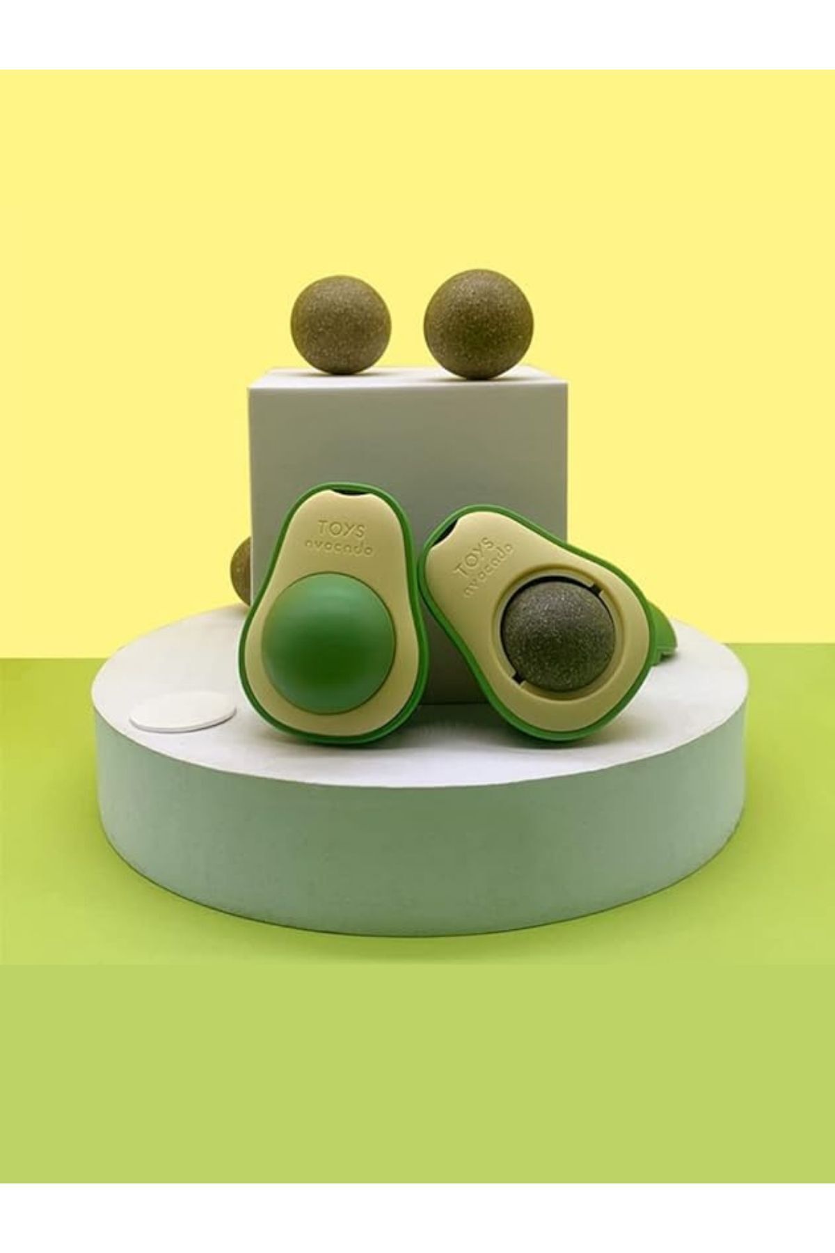 Treuman-Natural Catnip Edible Cat Mint - Avocado Shaped Play Ball Toy 3