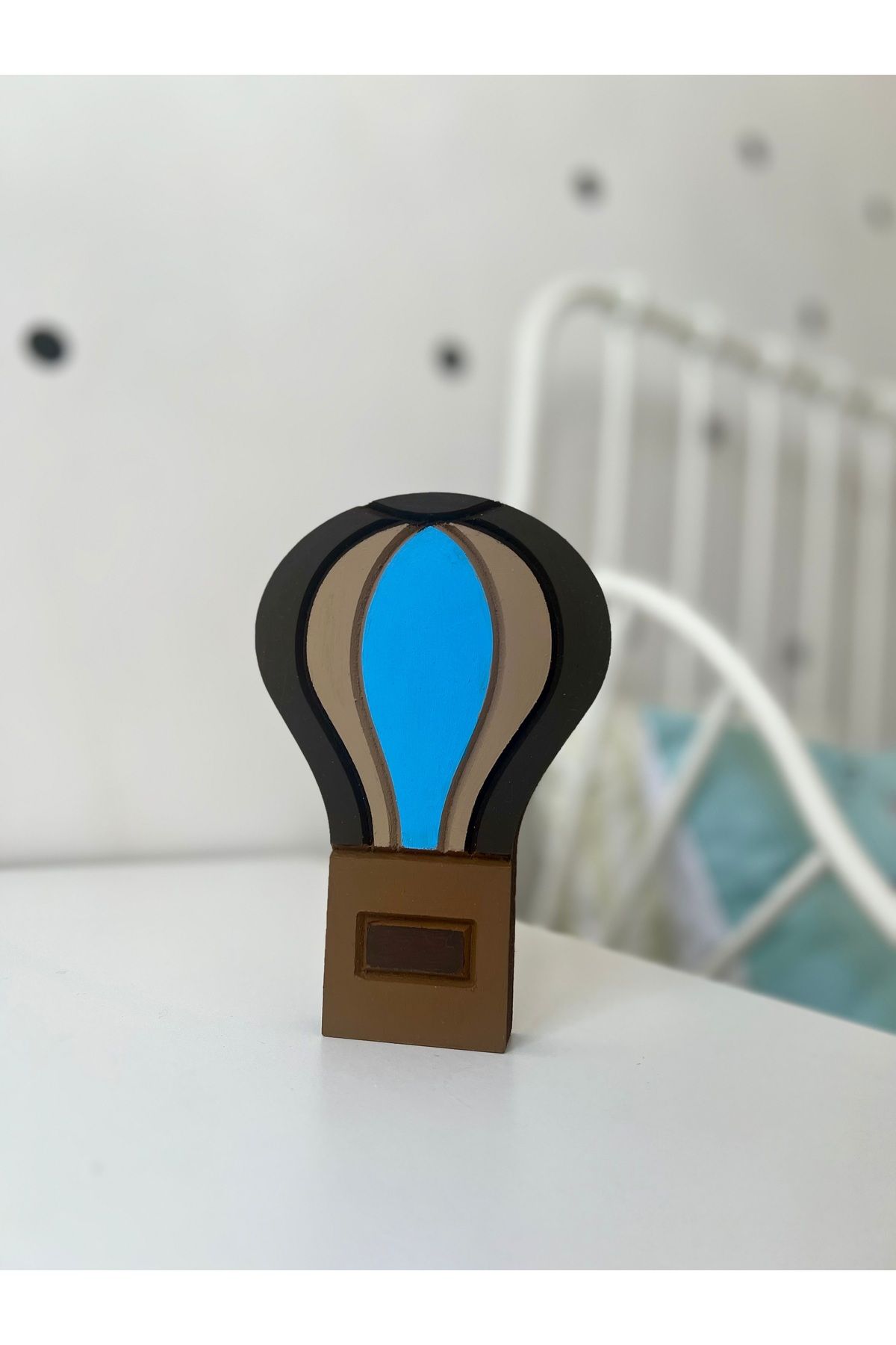 Renkli bebek çocuk odası için dekor ahşap