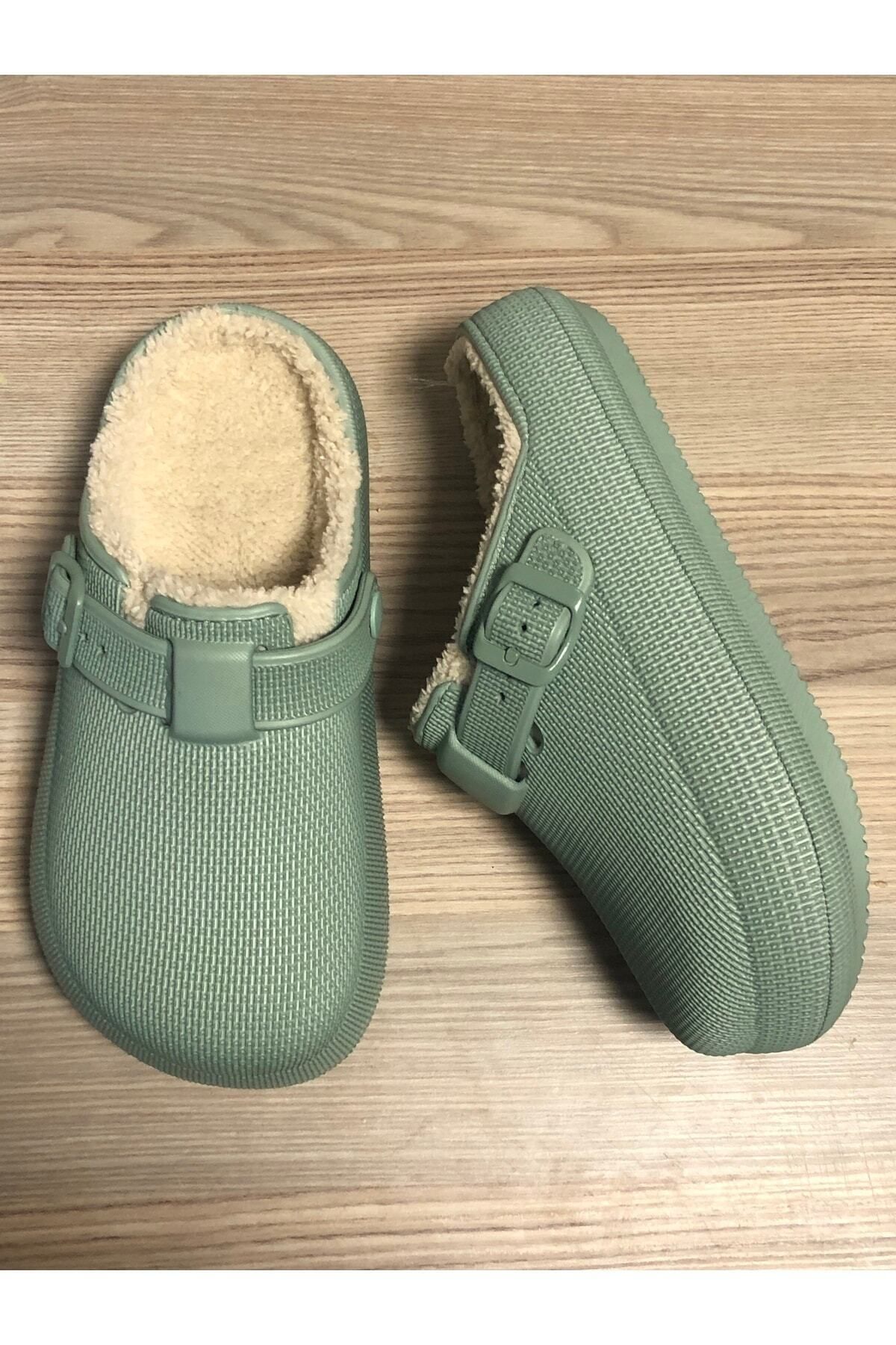 Women's Faylon Furry Inside Home Garden Closed Slippers