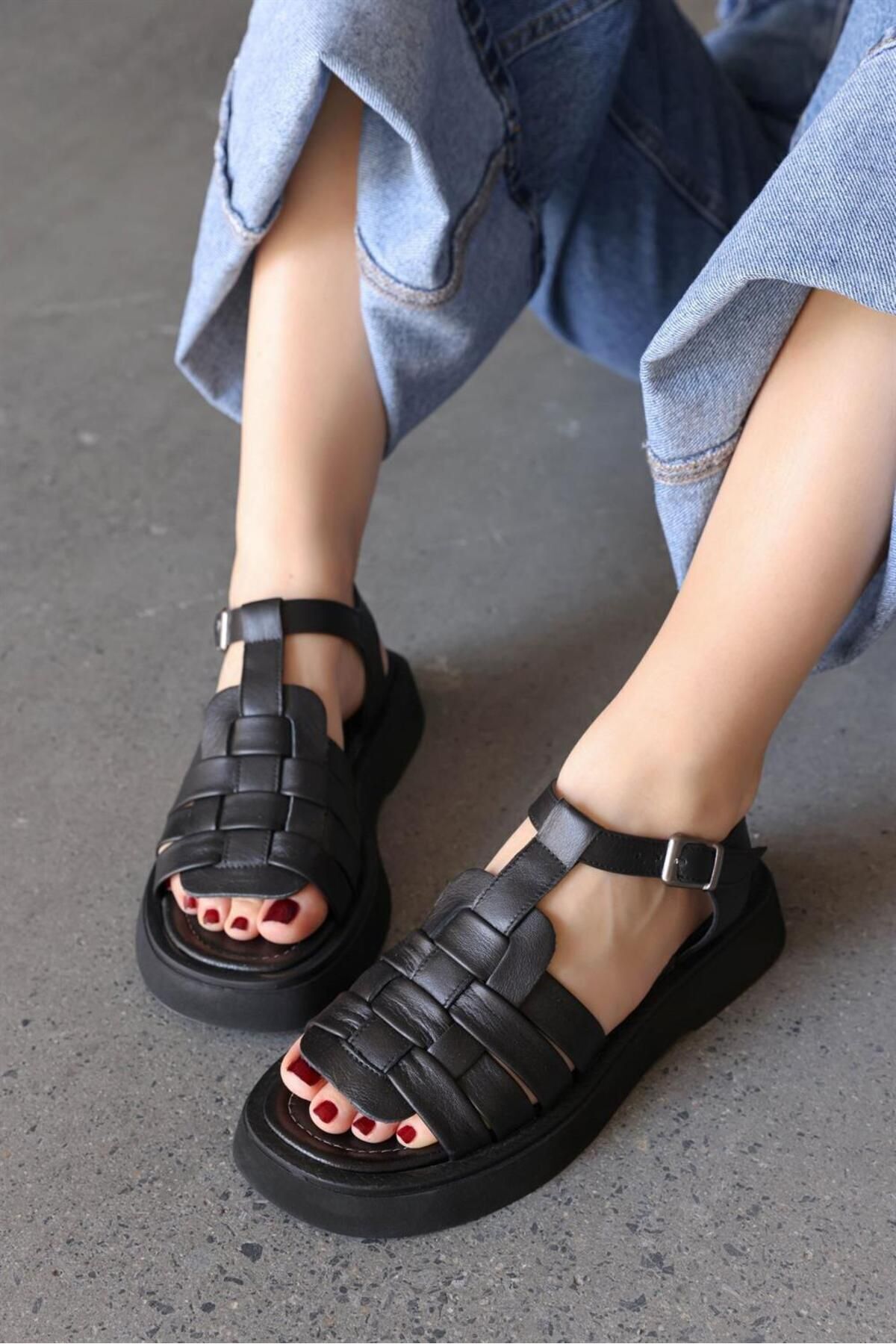 صندل زنانه مشکی NILUFARR | 023-20749 اورجینال - تصویر 5