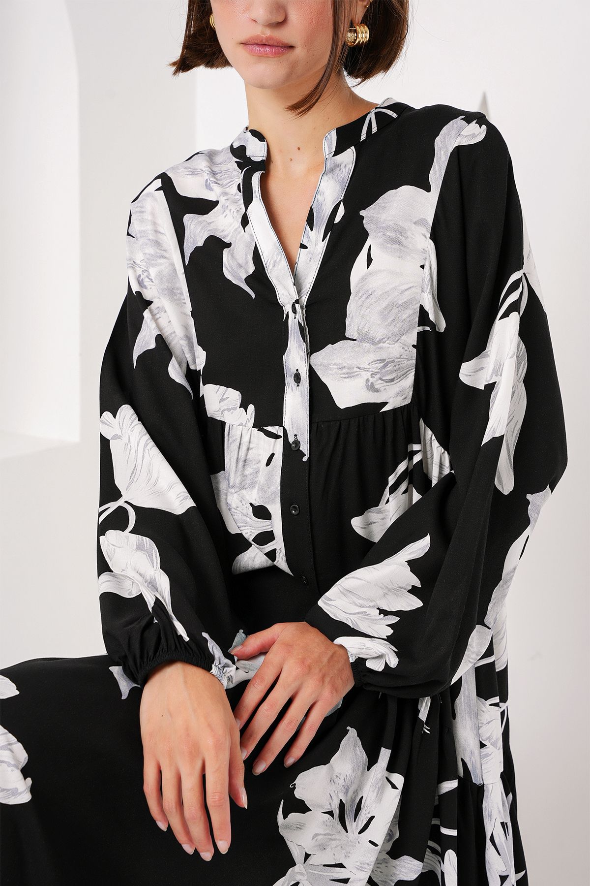 Bigdart-2423 Model Authentic Patterned Black Dress 4
