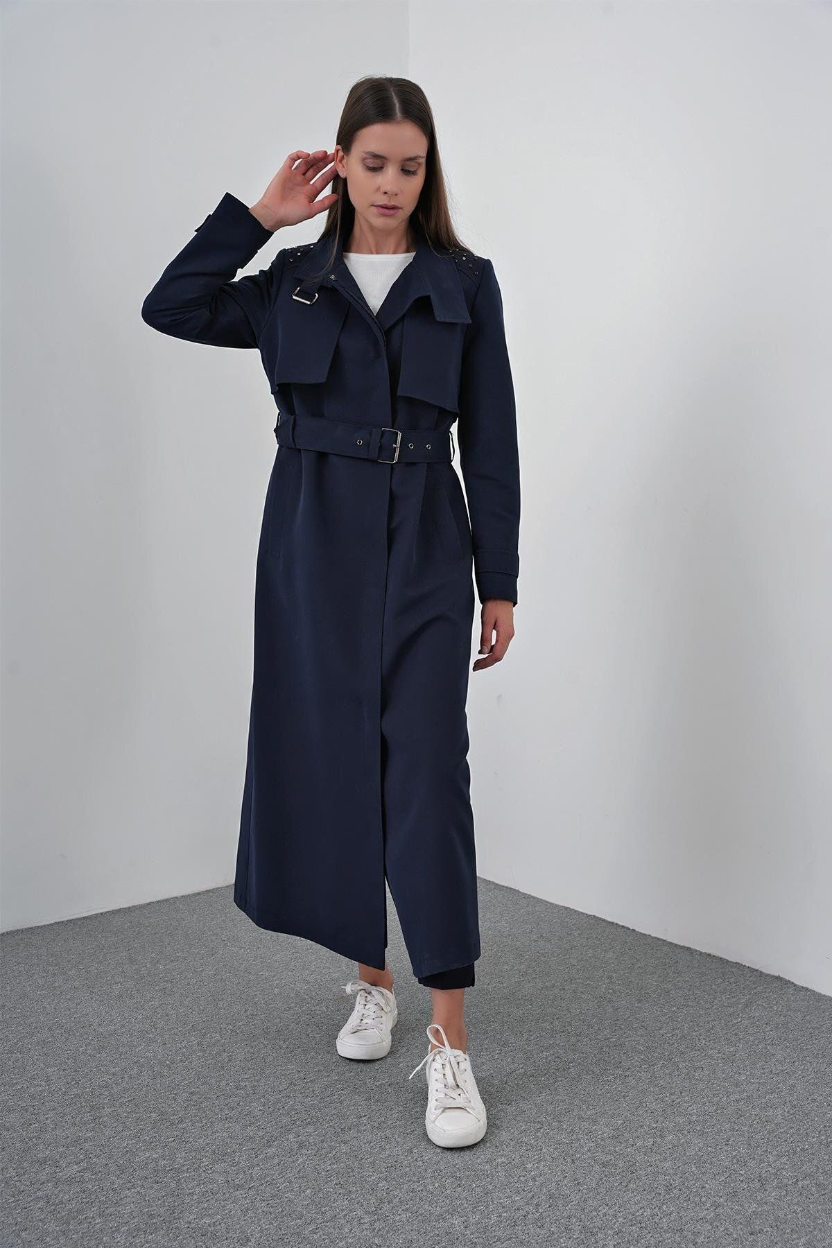 Zühre-Navy Blue Belted Trench Coat - Collar and Shoulder Detail 13542 3