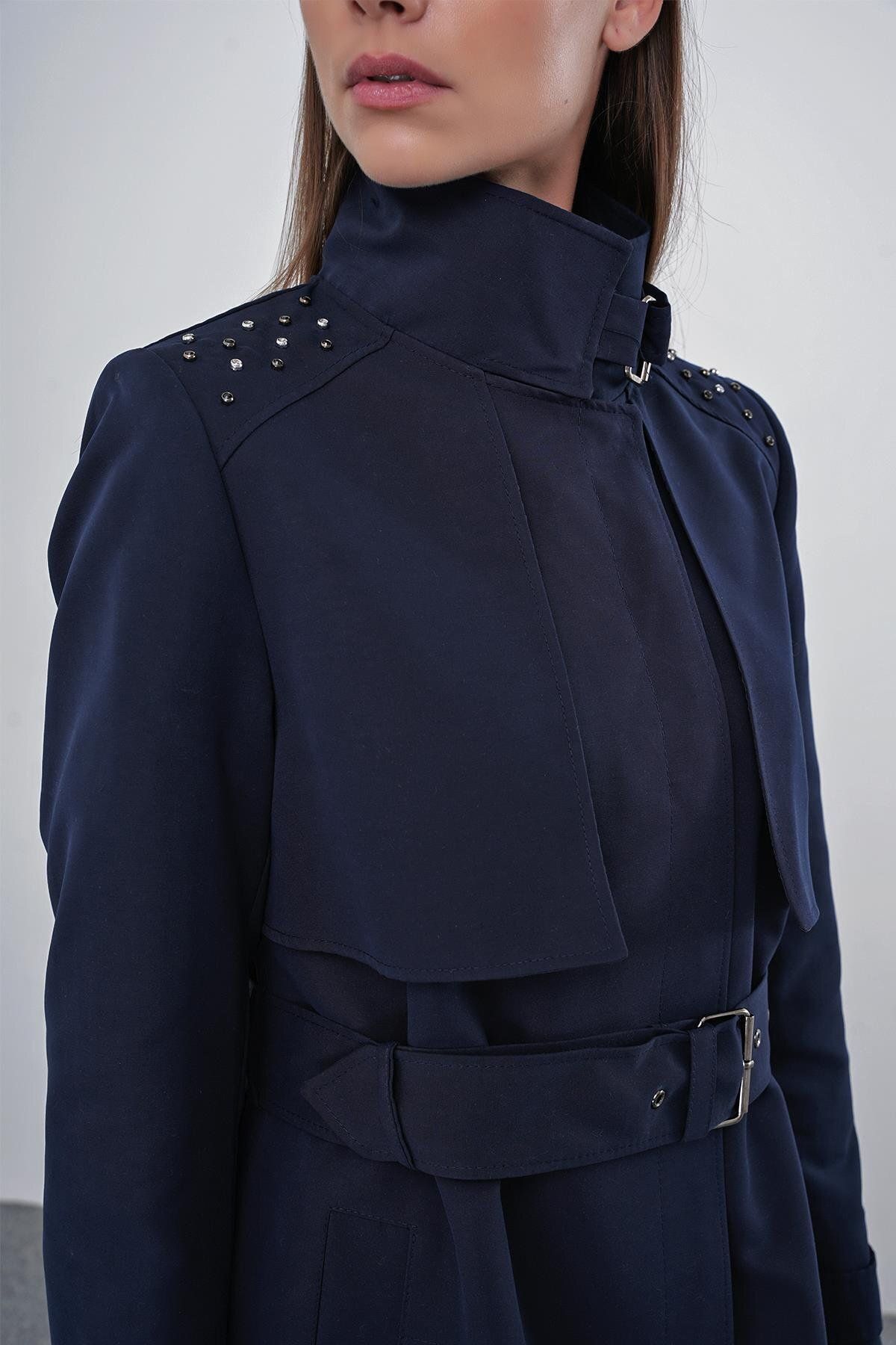 Zühre-Navy Blue Belted Trench Coat - Collar and Shoulder Detail 13542 2