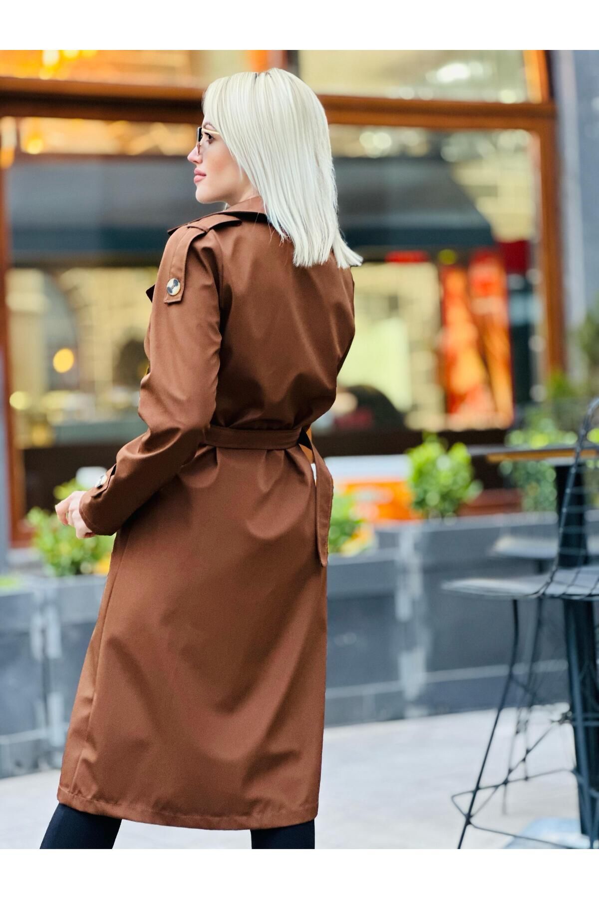 QUBERZ-Tan Colored Sleeve Belt and Epaulet Trench Coat 4