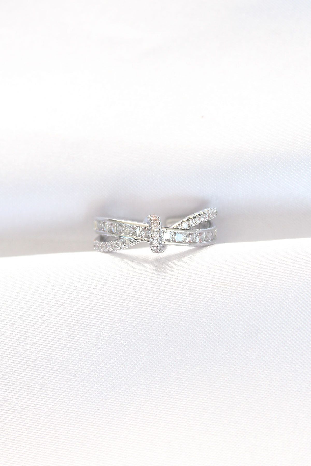 Mu Art Ahşap Kıvrım Model Silver Renk Zirkon Taşlı Ayarlanabilir Yüzük