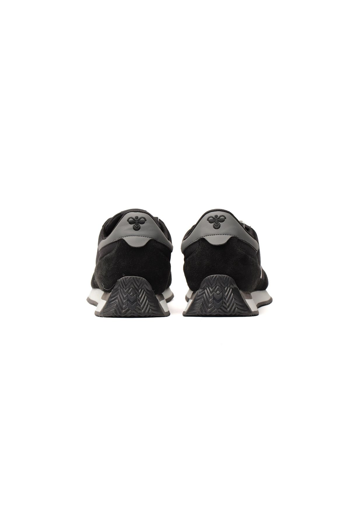 اسنیکر مشکی مردانه و زنانه سیاه Stadion Vt یونیسکس Daily کفش ورزشیs 900250 2001مشکی hummel