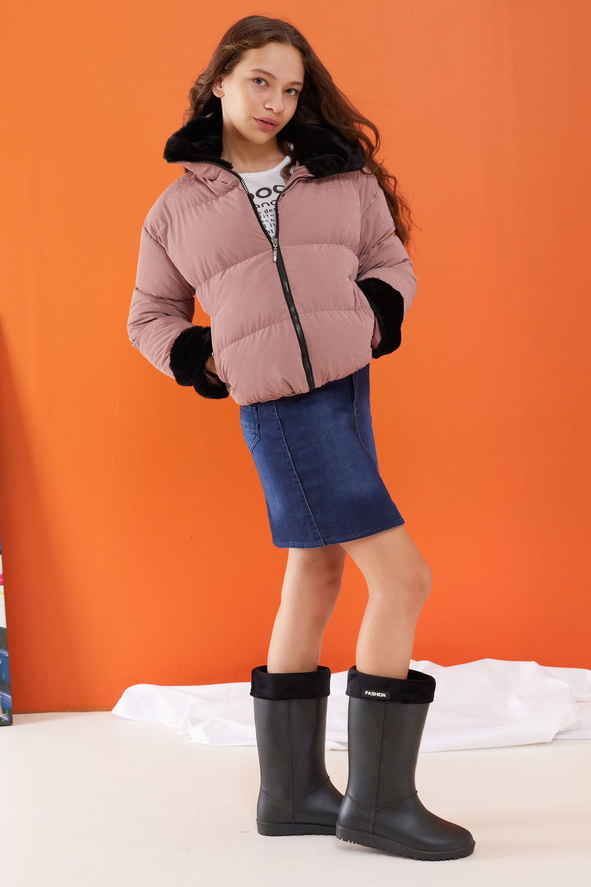 Cansın Mini-Girl's Puffer Jacket - Pink, Stand Collar, Fur Sleeve Detail 19506 3