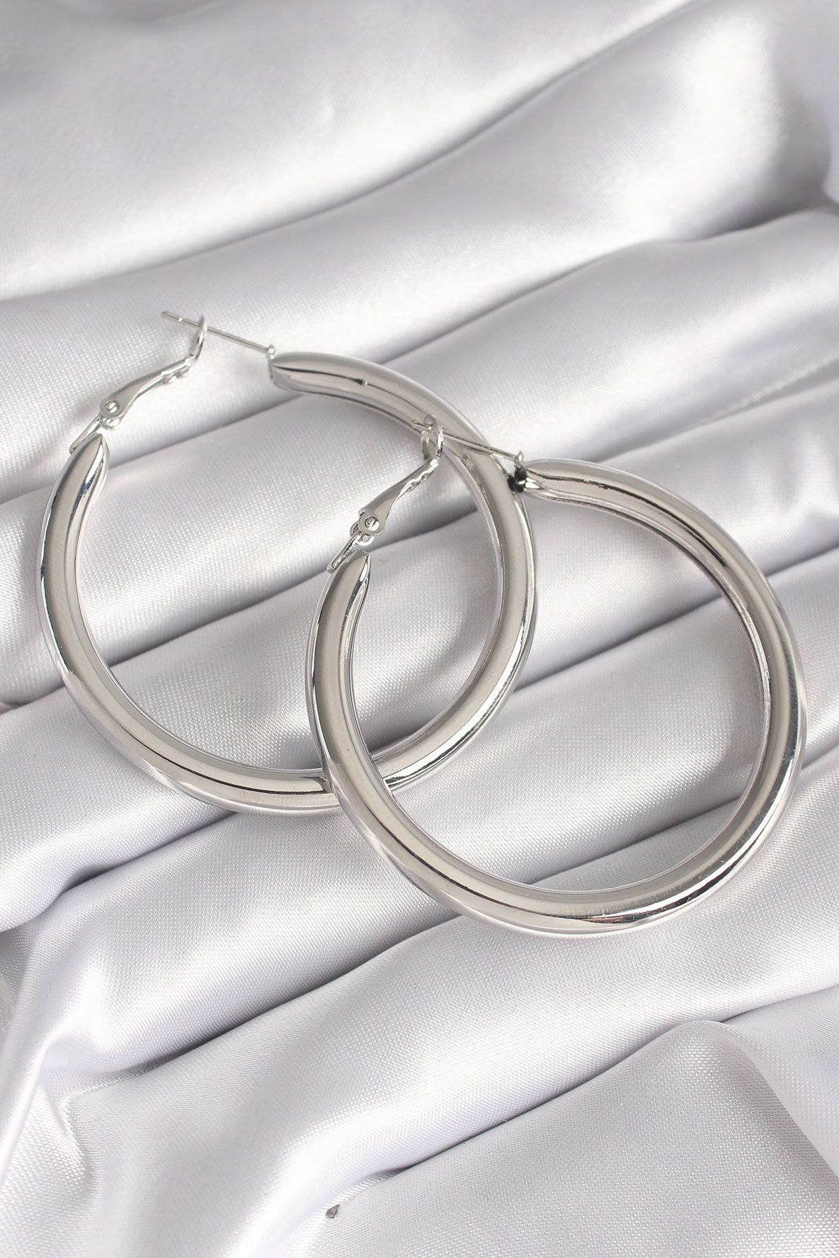 Skygo-Brass Silver Color Hoop Model Women's Earrings - TJ-BKP8701 1