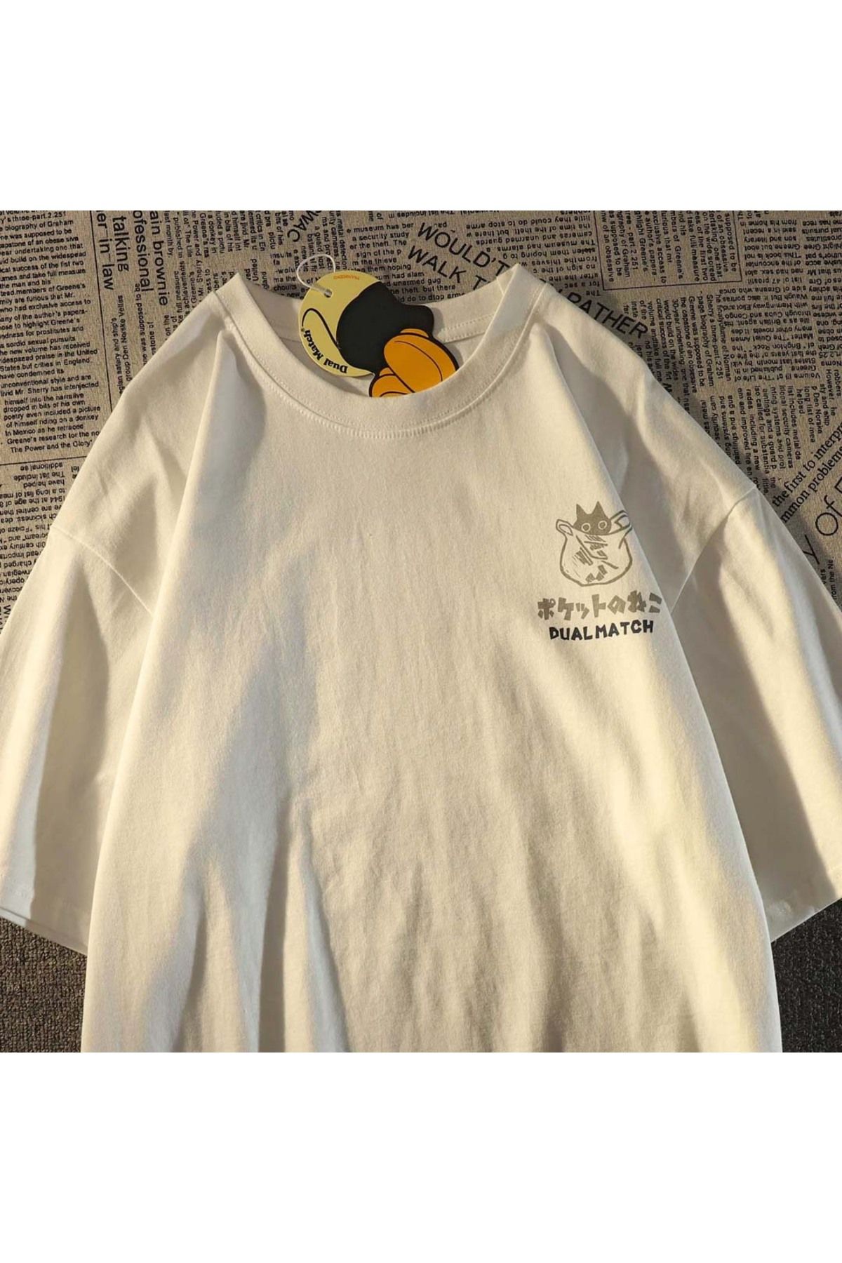 Köstebek-Beige Hiding Cat Dual Match Unisex T-Shirt 4