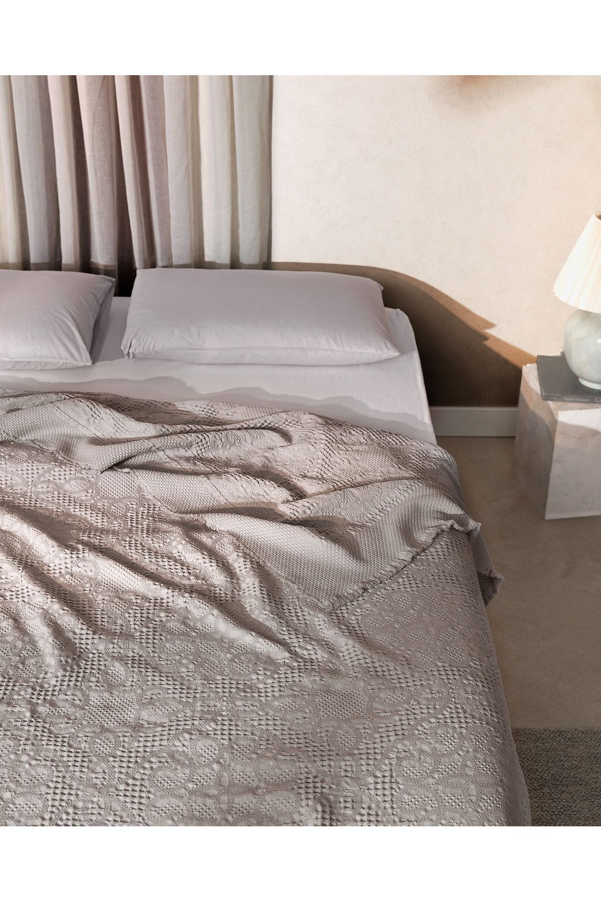Madame Coco-Carla Double Bedspread 2