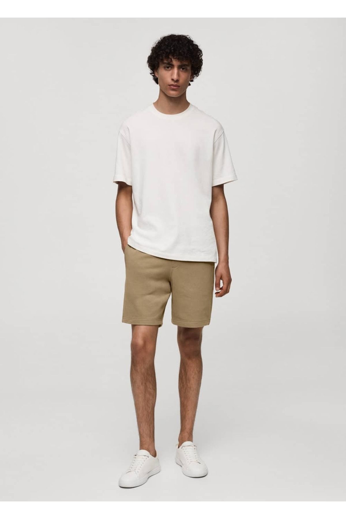complete the look image