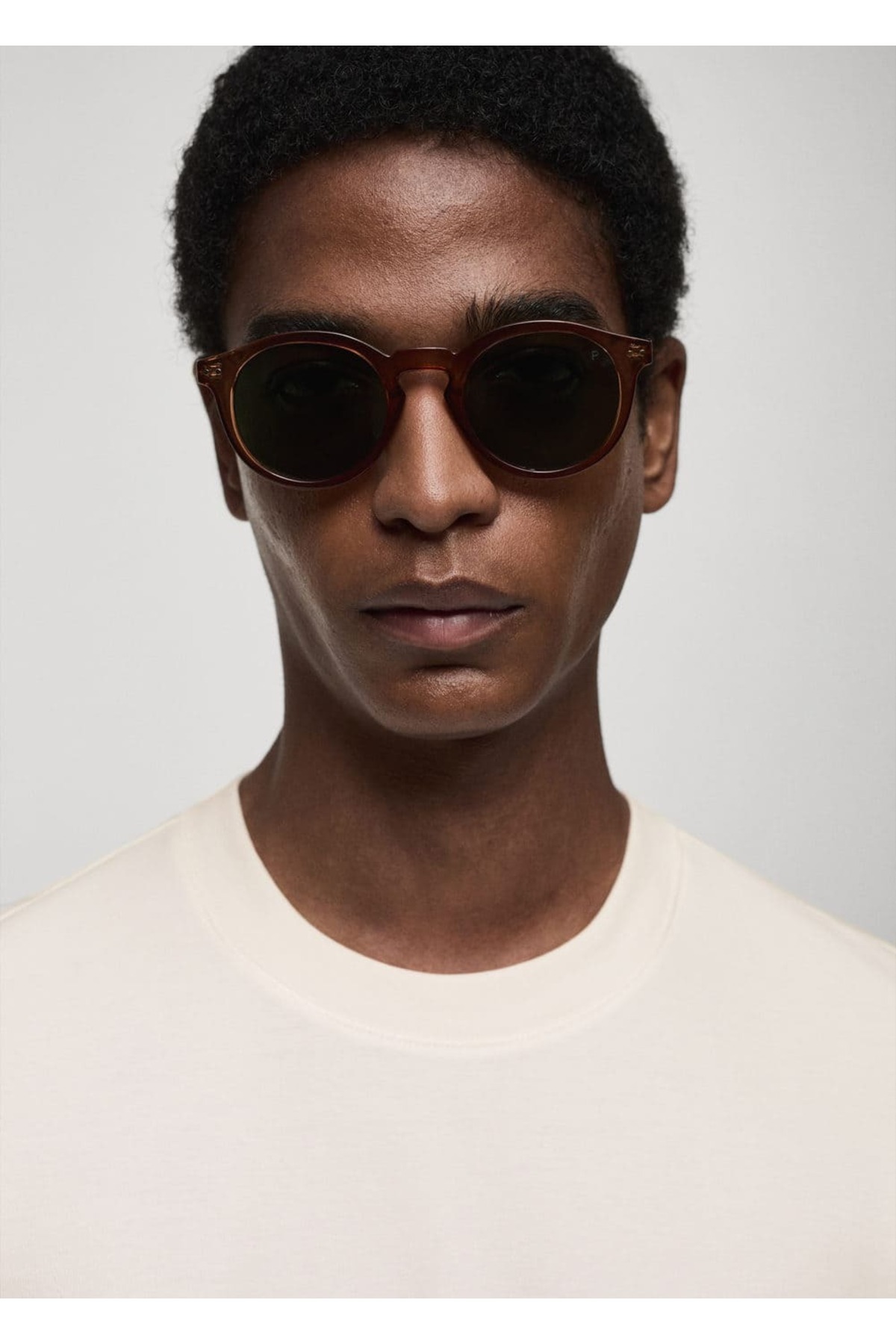 MANGO Man-T-Shirt aus 100 % Baumwolle mit normaler Passform 5