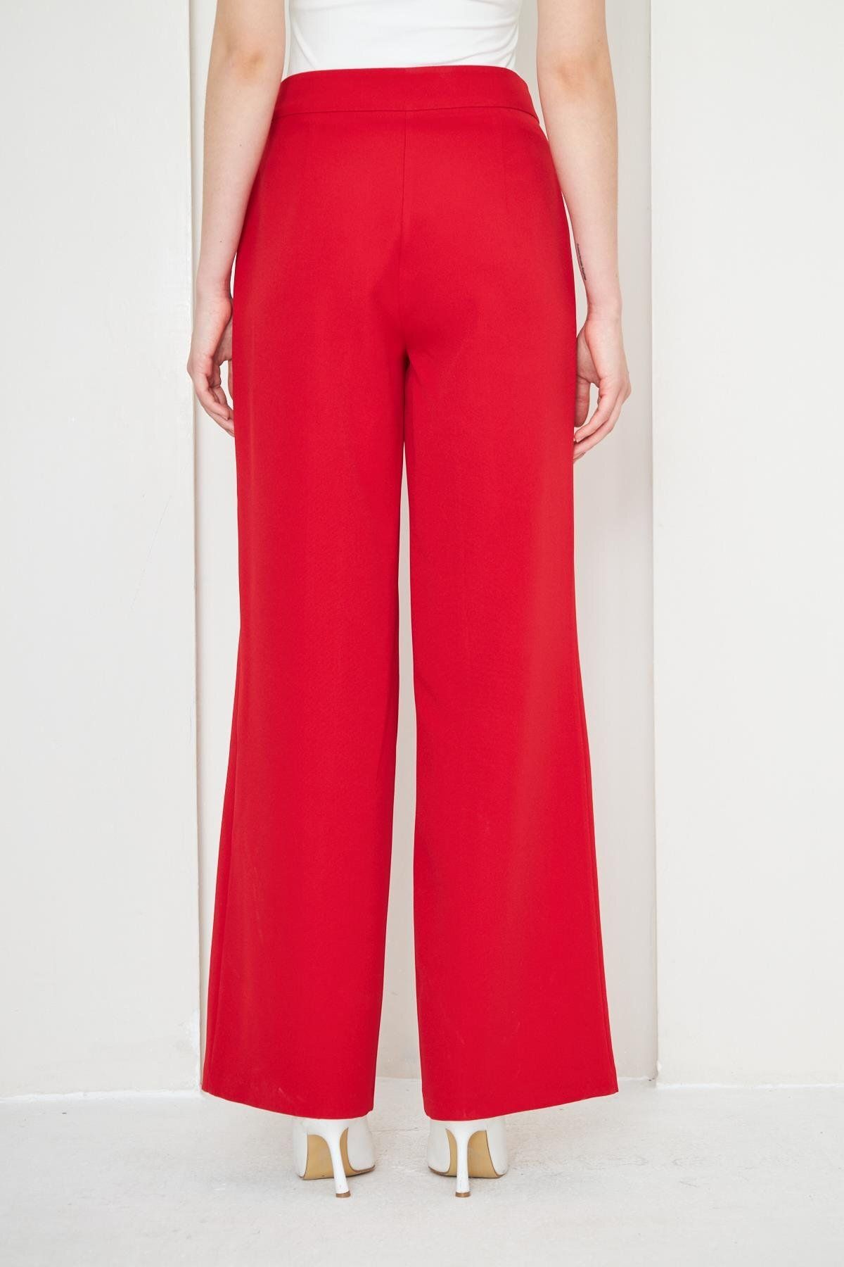 LOVELF-Red Buckle Detailed Wide Leg Trousers 6