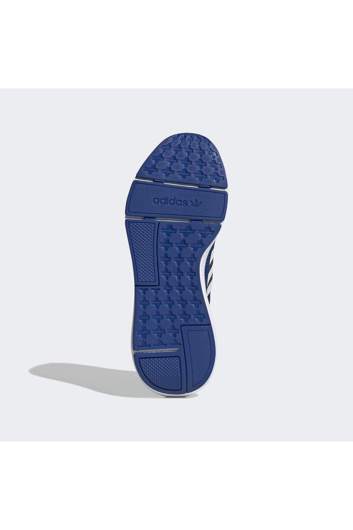 کفش دو و تمرین سفید مردانه RUN 22 اورجینال adidas