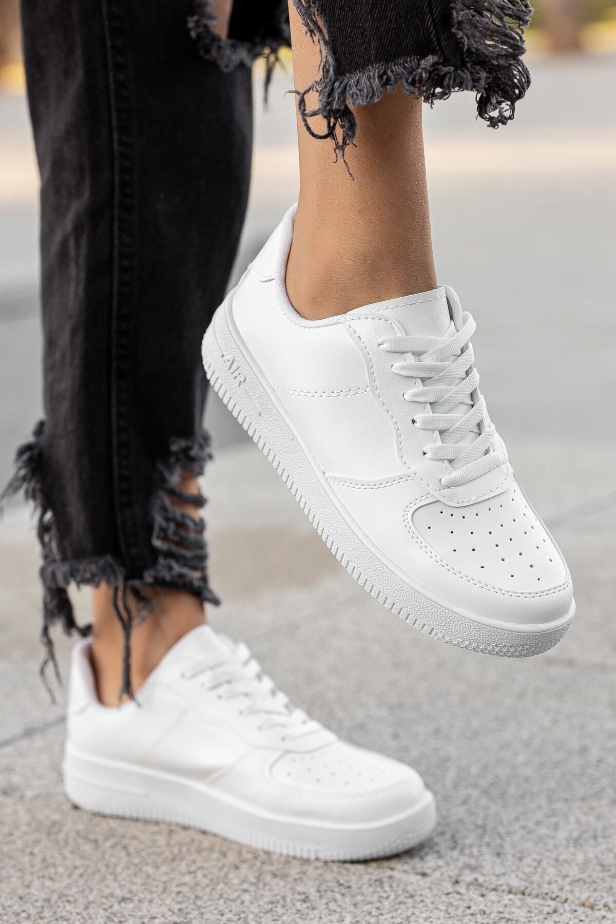 BOUIS Kadın Günlük Kalın Taban Sneakers Bağcıklı Beyaz Rahat Model Yürüyüş Ayakkabısı görsel 2