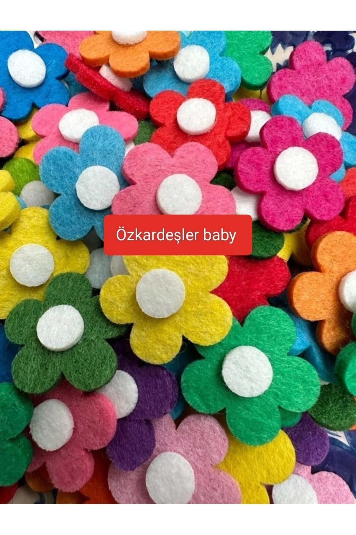 ÖZKARDEŞLER BABY Renkli Çecekli 3cm 3 mm kalın keçeden 100 adet