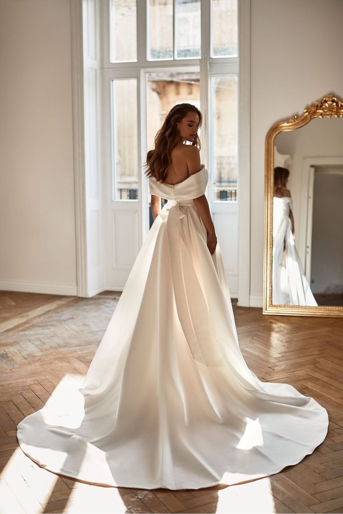https://cdn.dsmcdn.com/ty1548/product/media/images/ty1549/prod/QC/20240916/18/f43bd45b-259b-322c-b0b7-72eb42be07d6/1_org_zoom.jpg