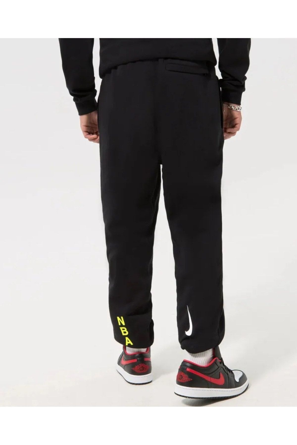 Nike sportswear microbranding pants top