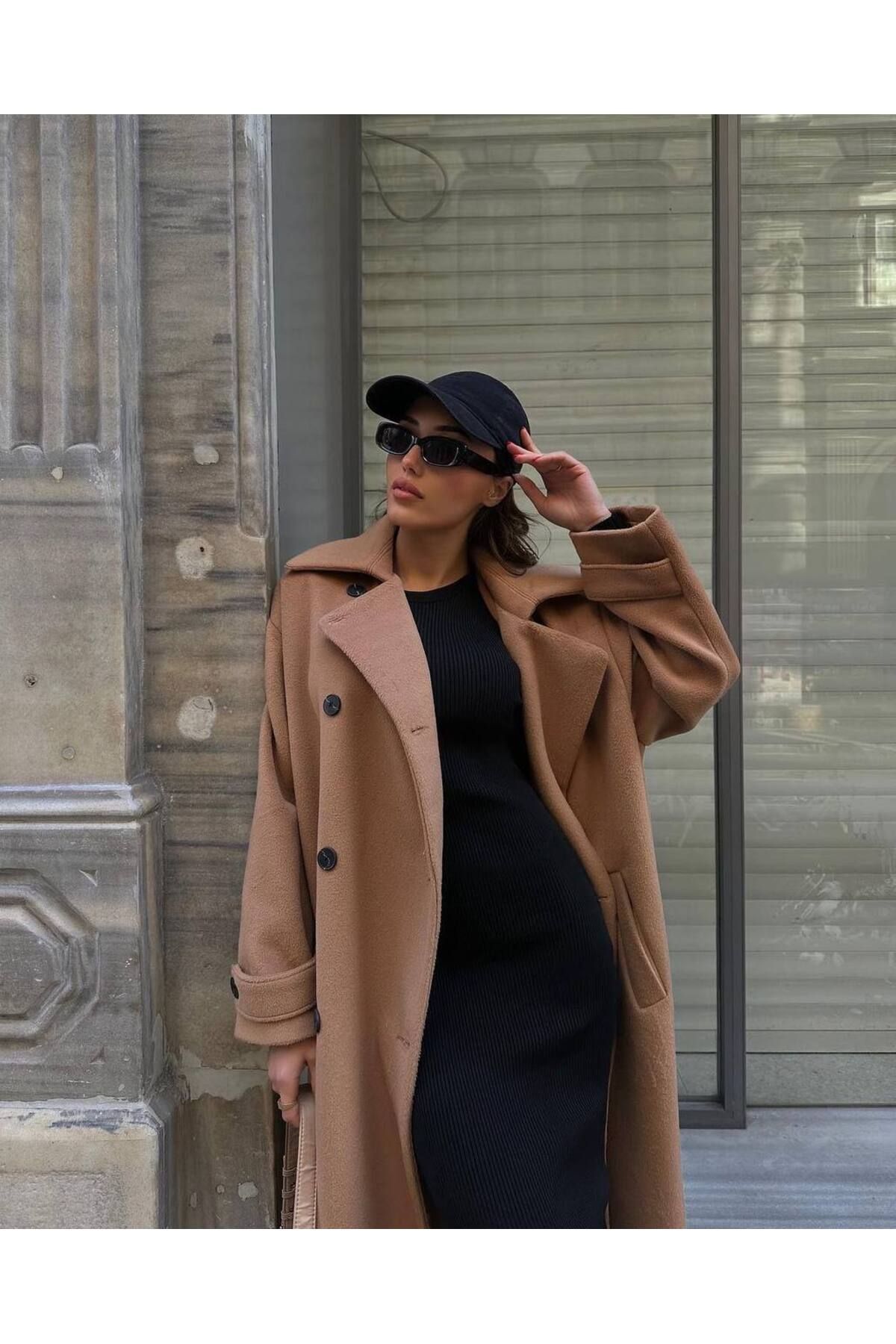 My Blog-Довге пальто Yun Camel з погонами та поясом на рукавах 54476 2