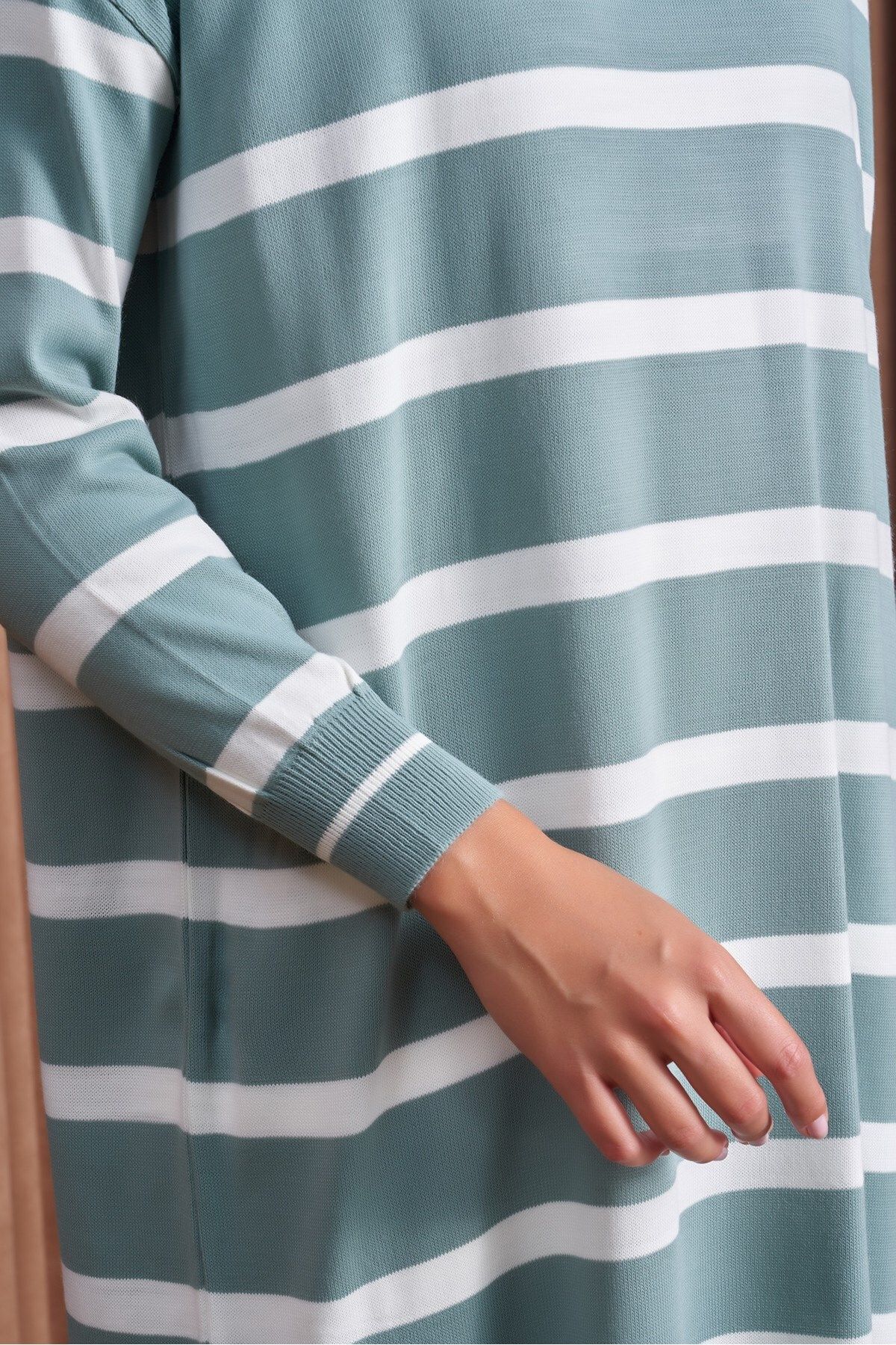 QANU-Basic Striped Knitwear Mint 2