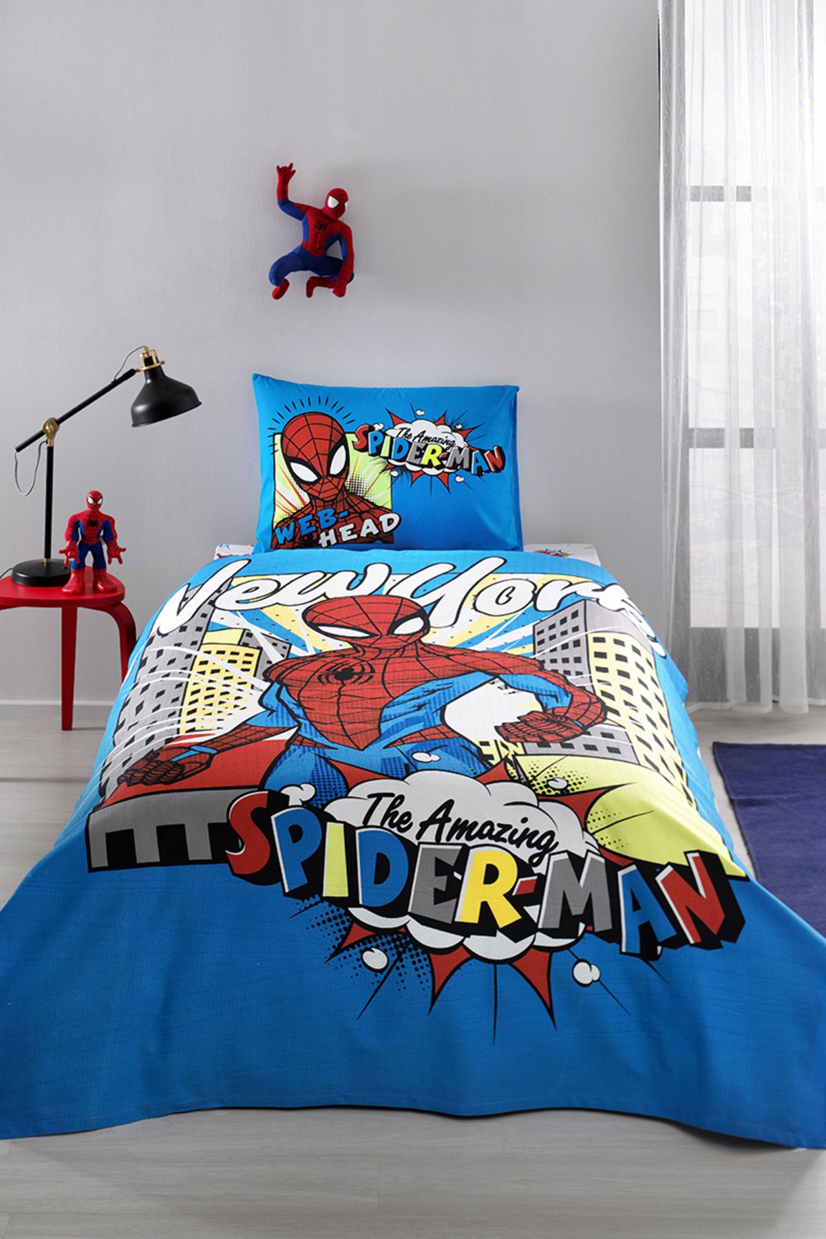 Özdilek Spiderman New York Tek Kişilik Disney Lisanslı Lastikli Fitted Çarşaf Çocuk Pike Takımı