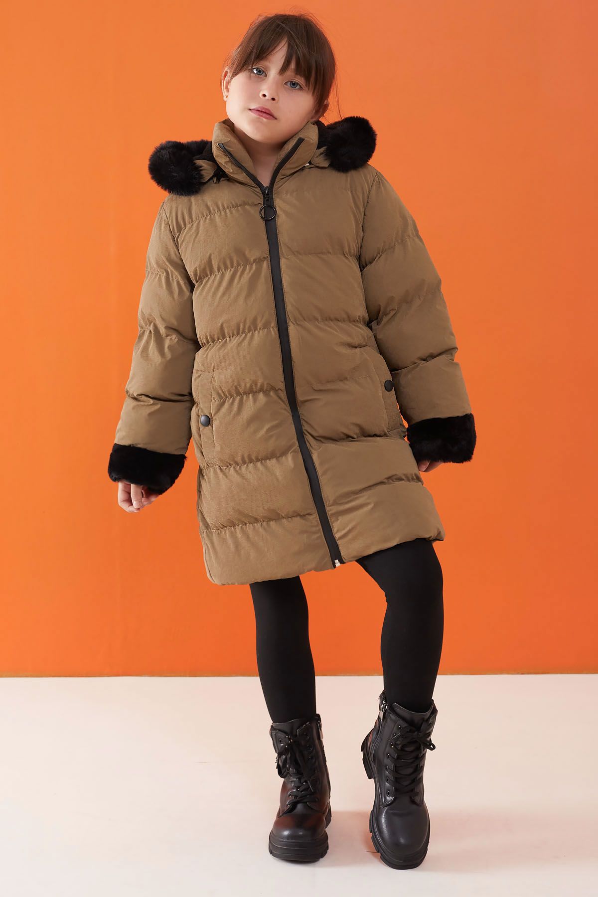 Cansın Mini-Girl's Fur Detailed Hooded Puffer Jacket - Brown 19515 1