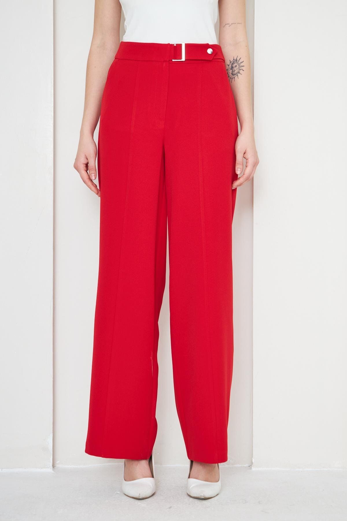 LOVELF-Red Buckle Detailed Wide Leg Trousers 3