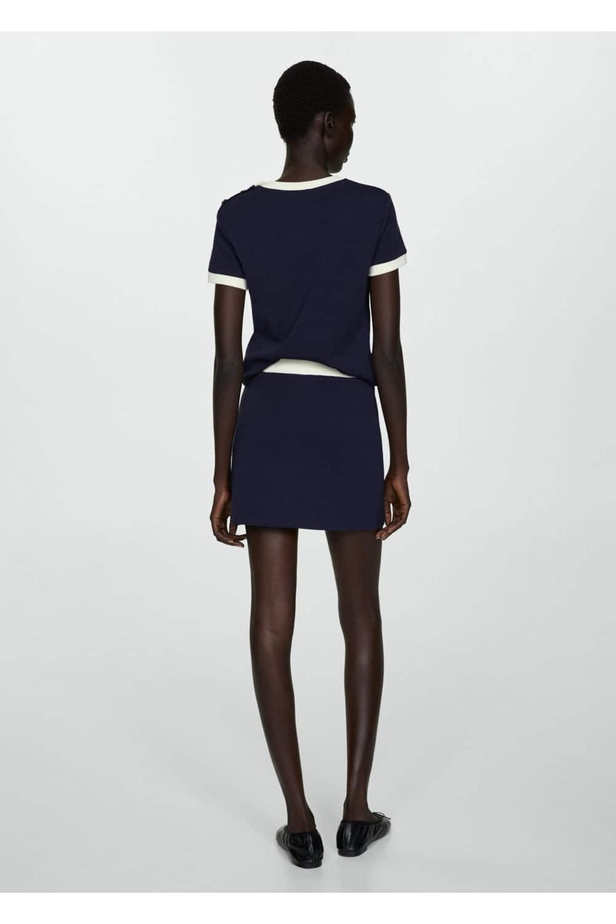 MANGO Woman-Knitted Skirt - Buttoned Design 4