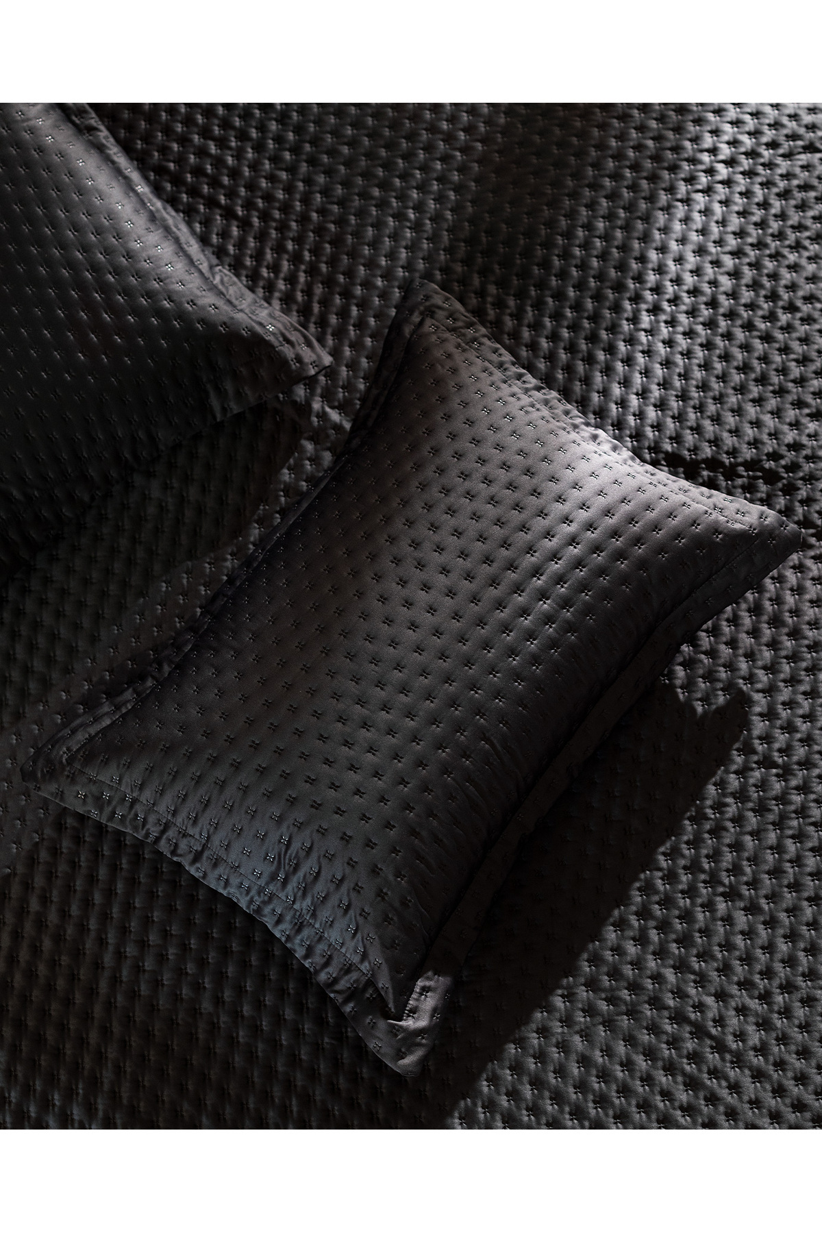 Madame Coco-Arles Satin Bedspread Double - Anthracite 3