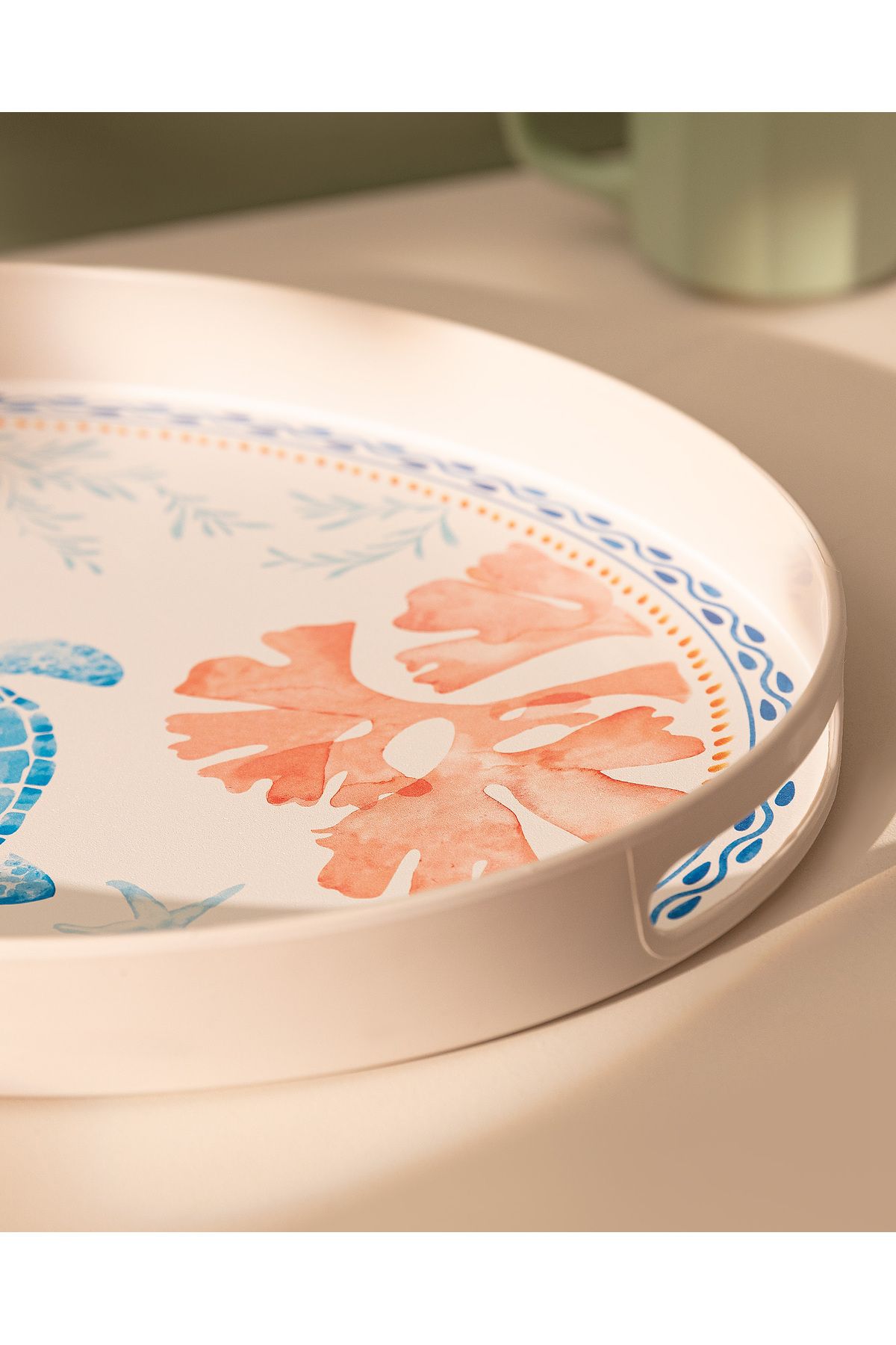 Madame Coco-Turtle Oval Tray - Stylish and Comfortable Design 3