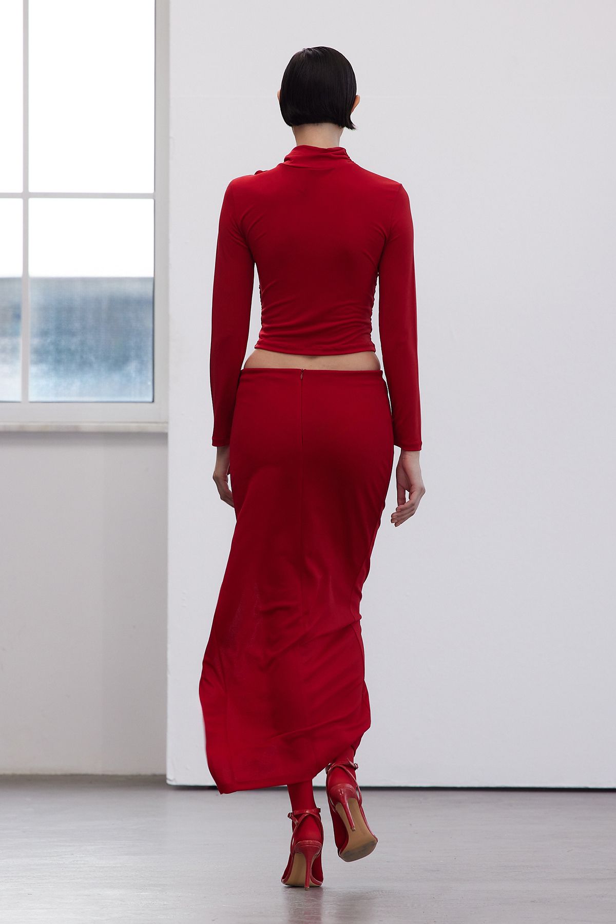 Trendyol Collection-Λεπτομερής κρεπ μπλούζα με πλεκτό τριαντάφυλλο περιορισμένης έκδοσης TPRAW25BZ00006 5