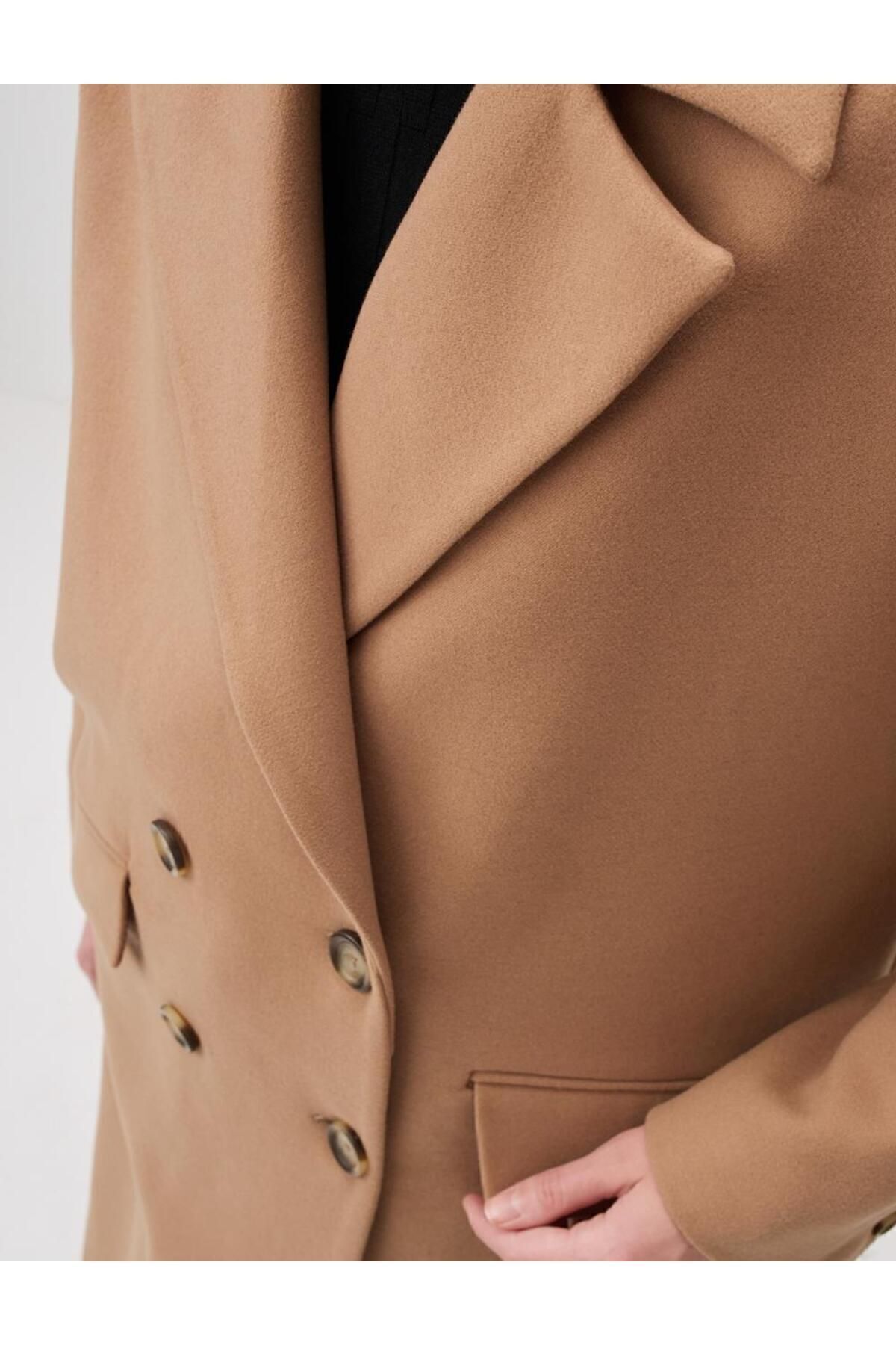 Camel Hair Long Sleeve Buttoned Long Cuff Coat