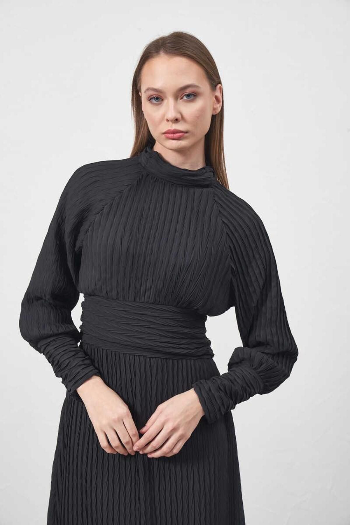Mevra-Rochie plisată neagră 6