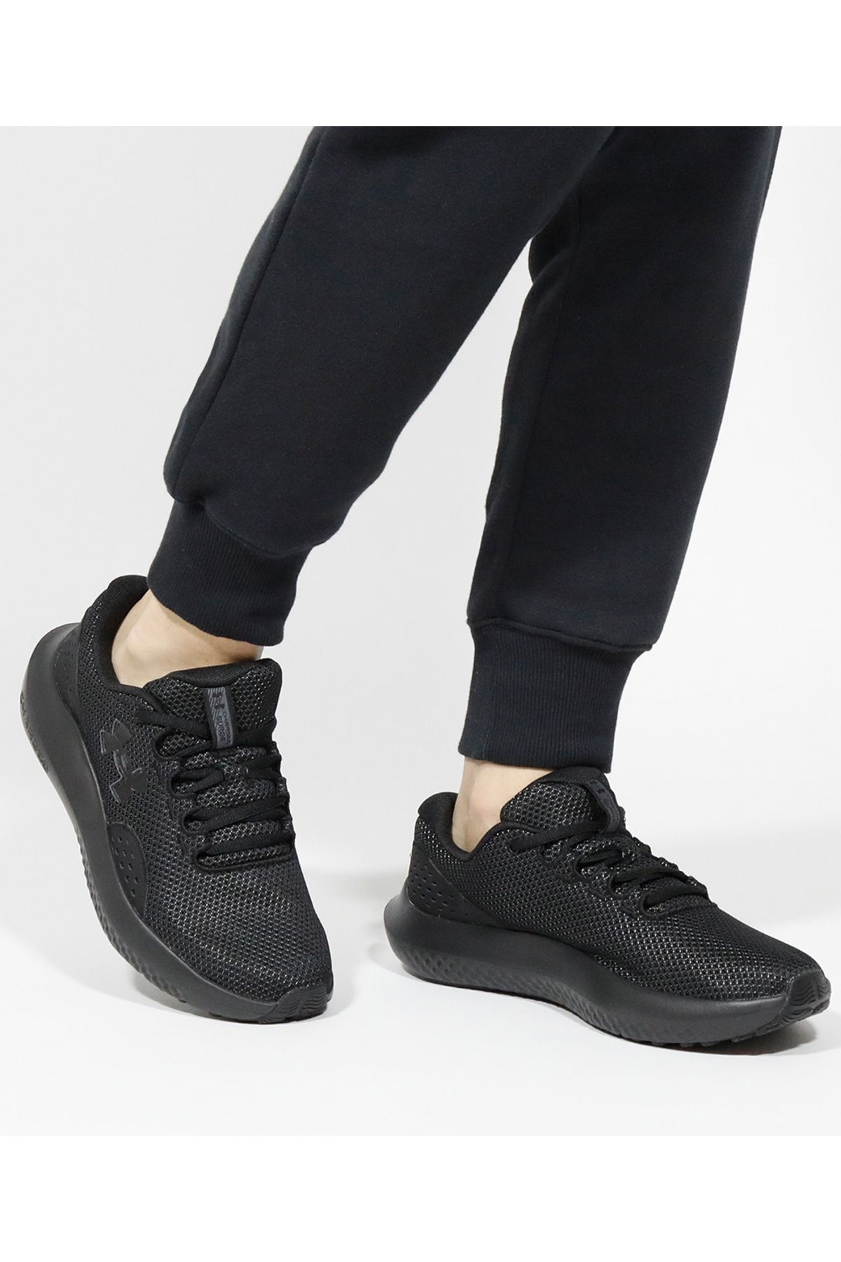 کفش دویدن مردانه Ua Charged Assert 10 -004