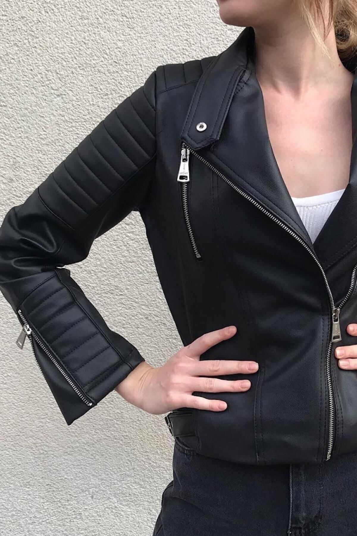 KaSheHa-Černý model vroubkované rukávy zip Propracovaná veganská kožená bunda 53 cm 3