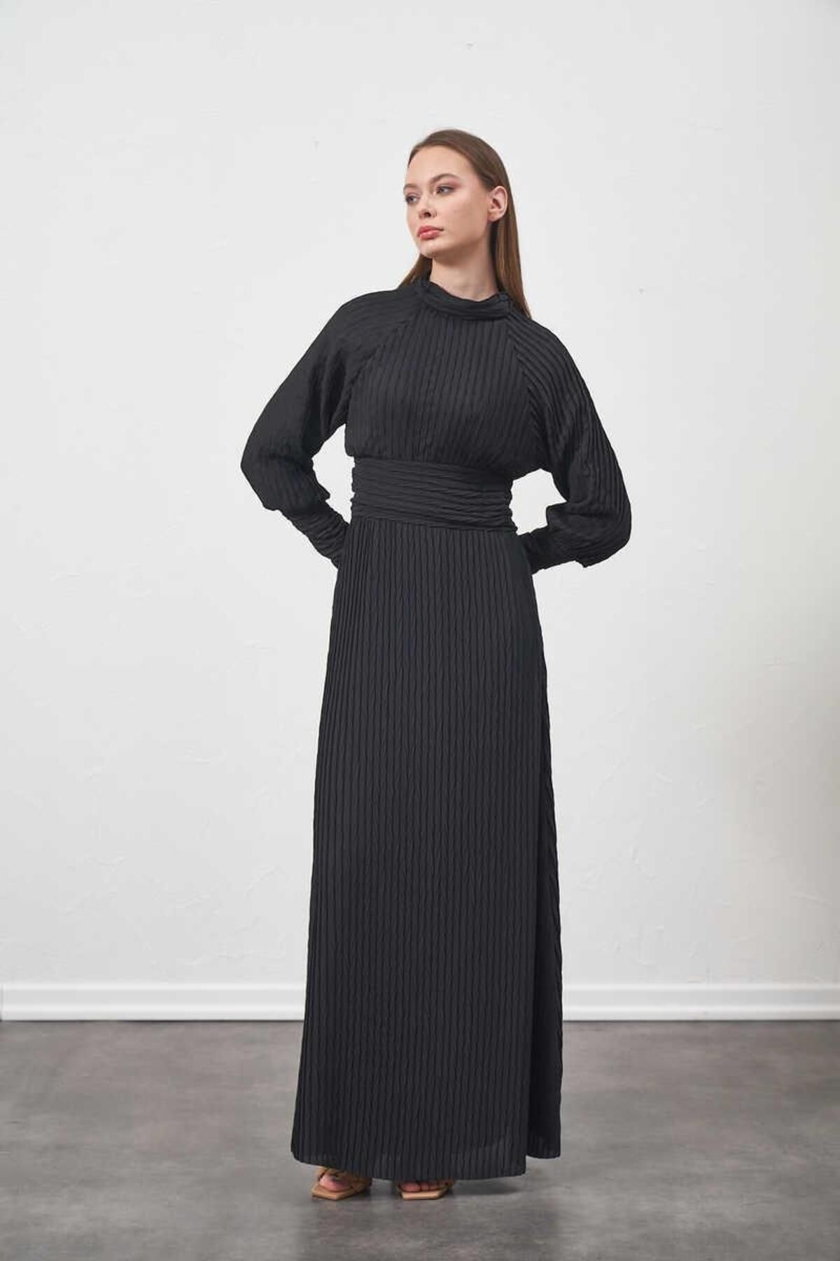 Mevra-Rochie plisată neagră 3